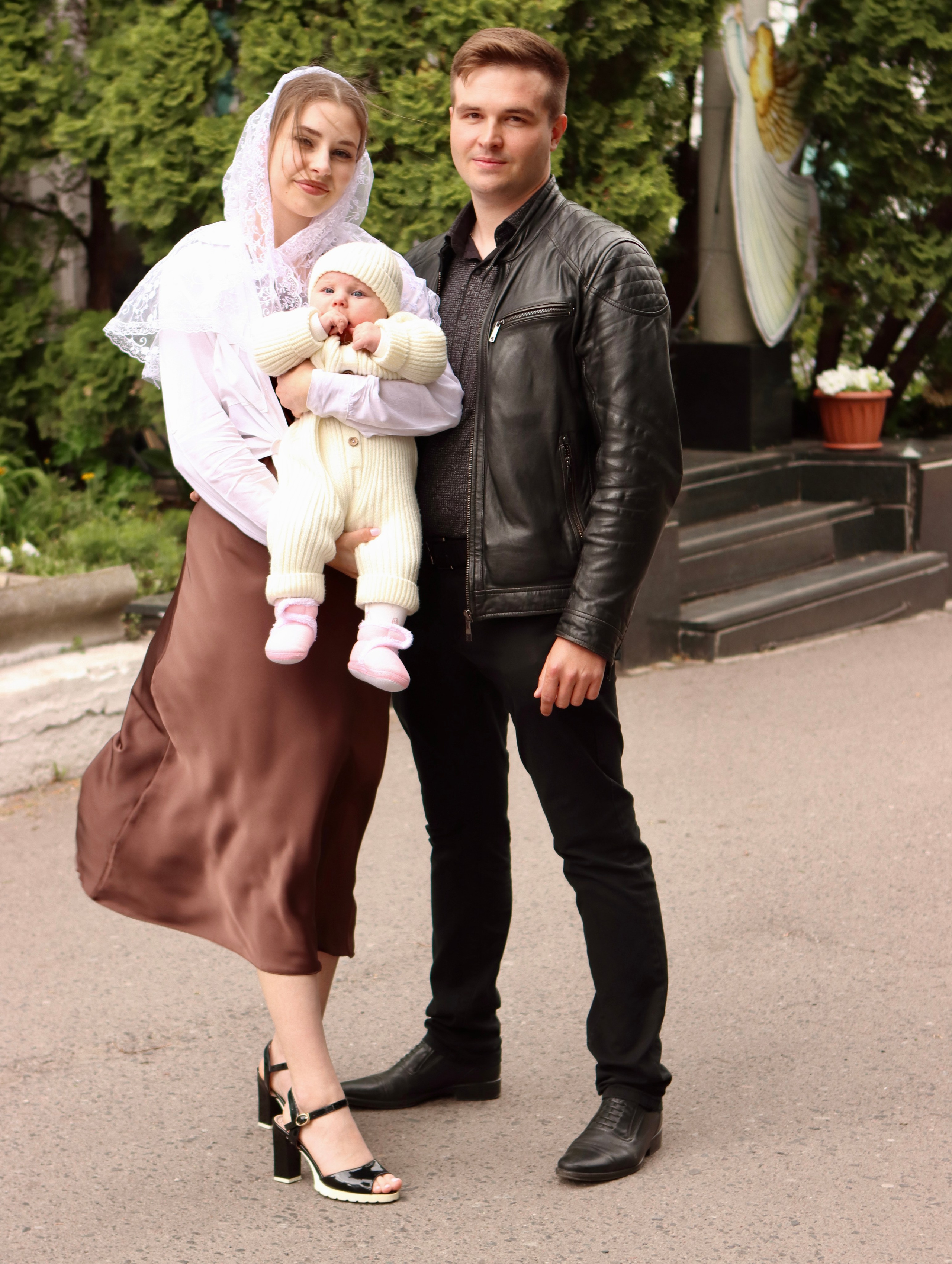 Анастасия и Вадим — крещение Виктории. Фотограф в Курске Смирнов Евгений