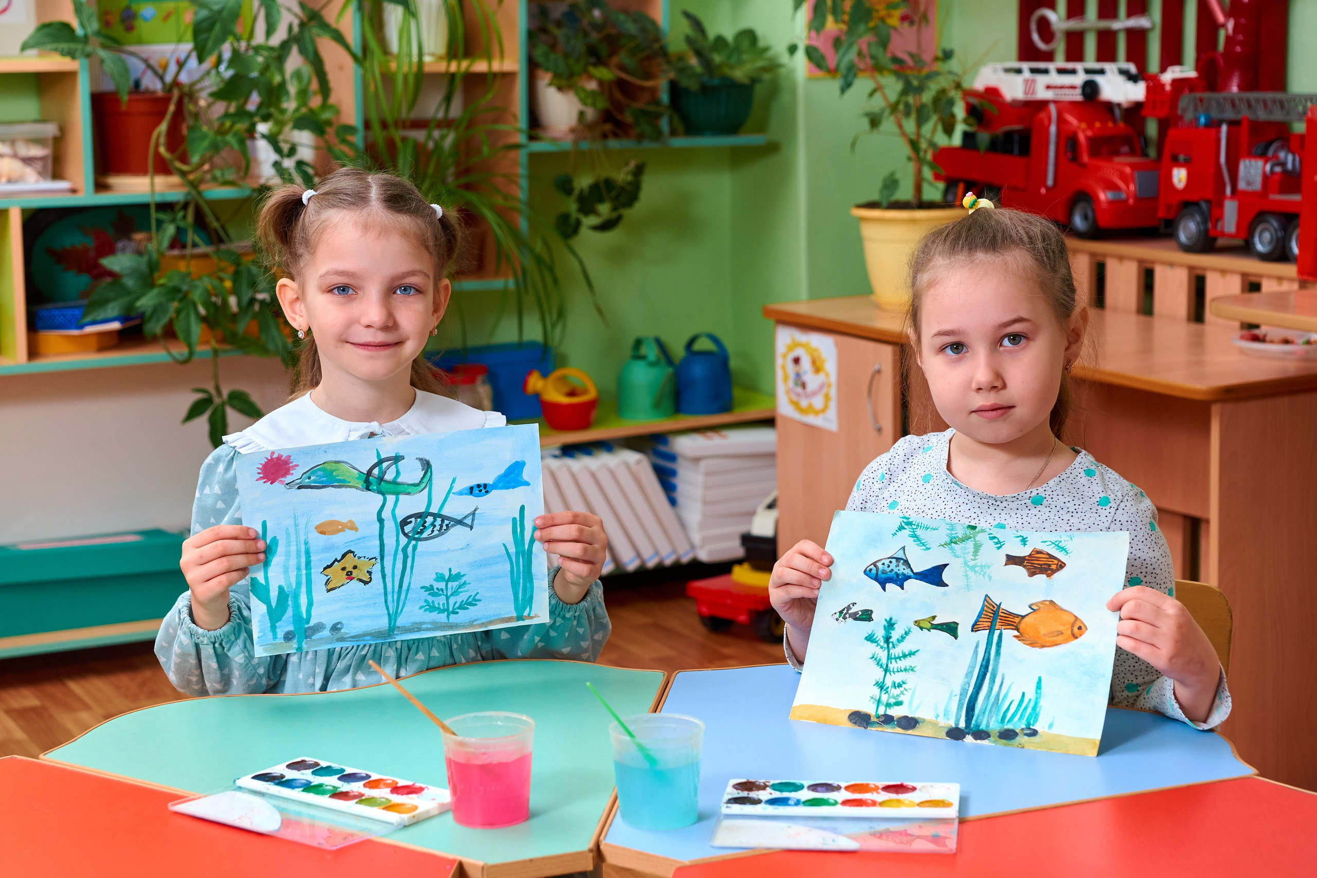 Игры и занятия в группе. Childrenfoto.ru