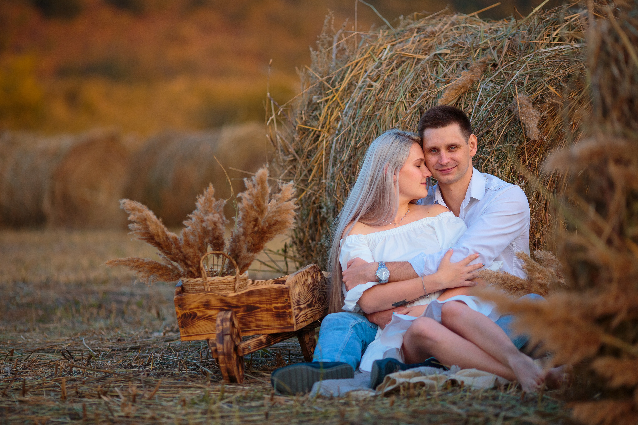 Фотосессия в стогах Алматы. Свадебный и семейный фотограф в Алматы Алексей Балышев