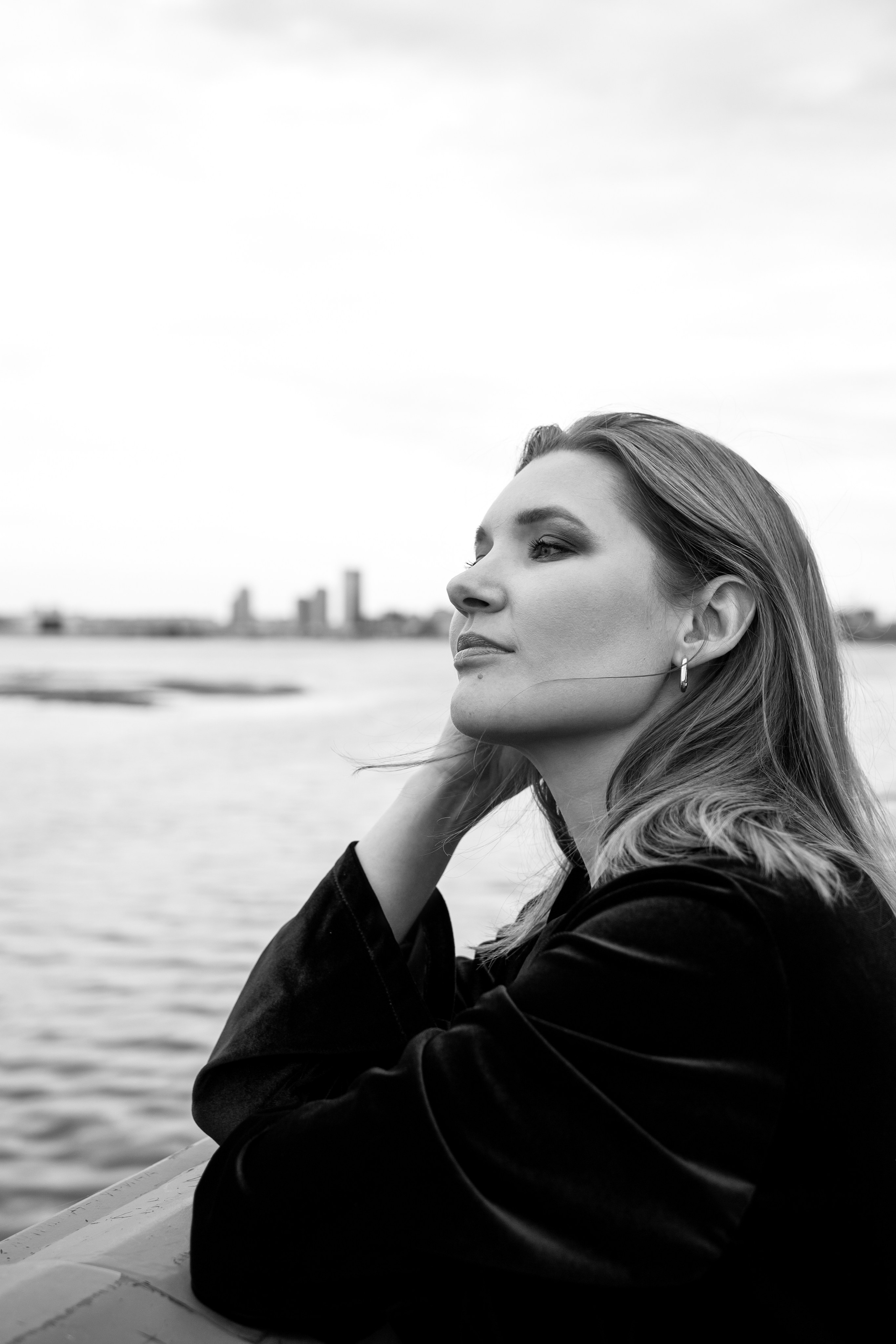 Женский портрет. Главная