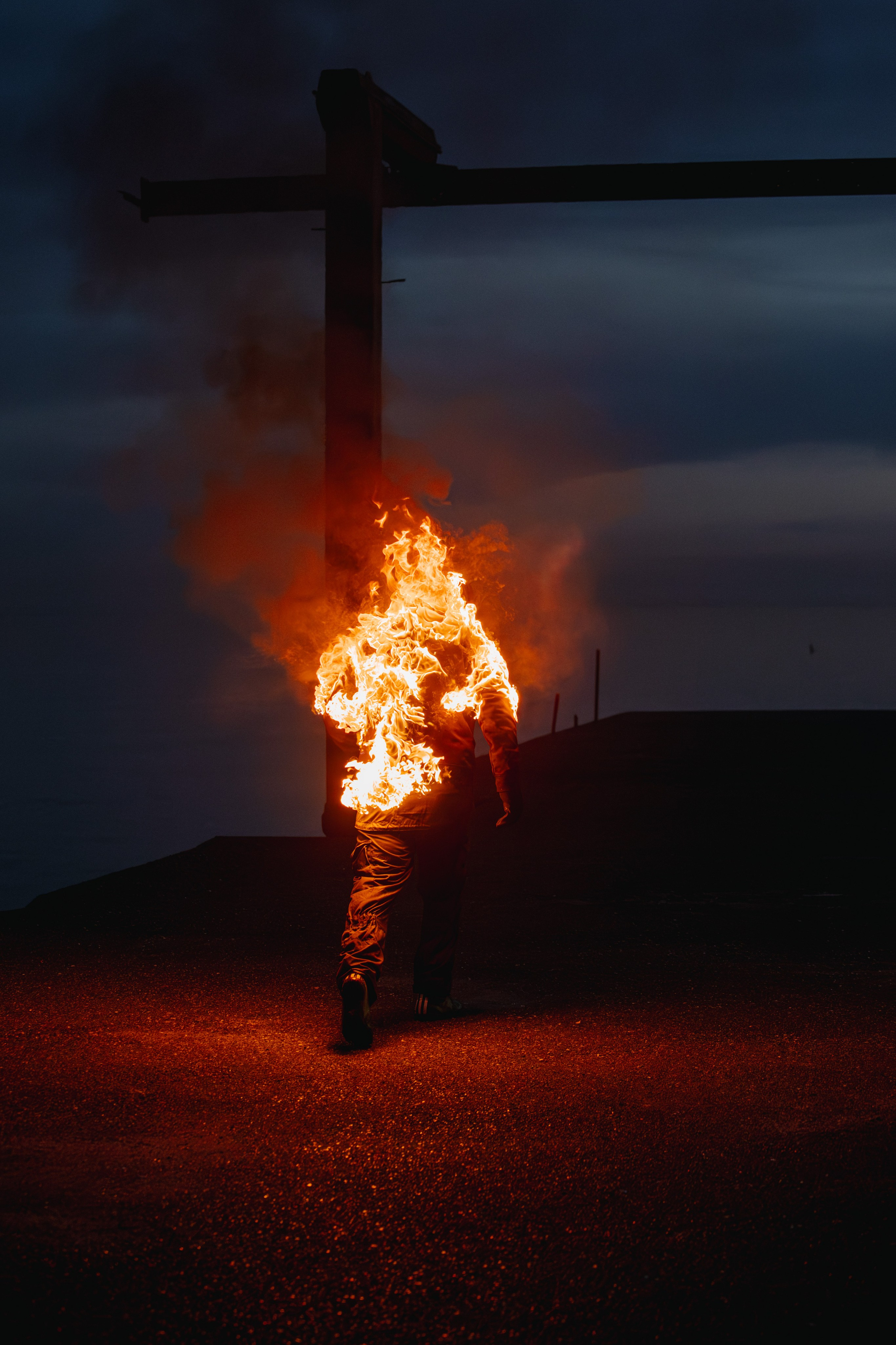 With fire. Photographer in Saint-Petersburg and Moscow Max Spector