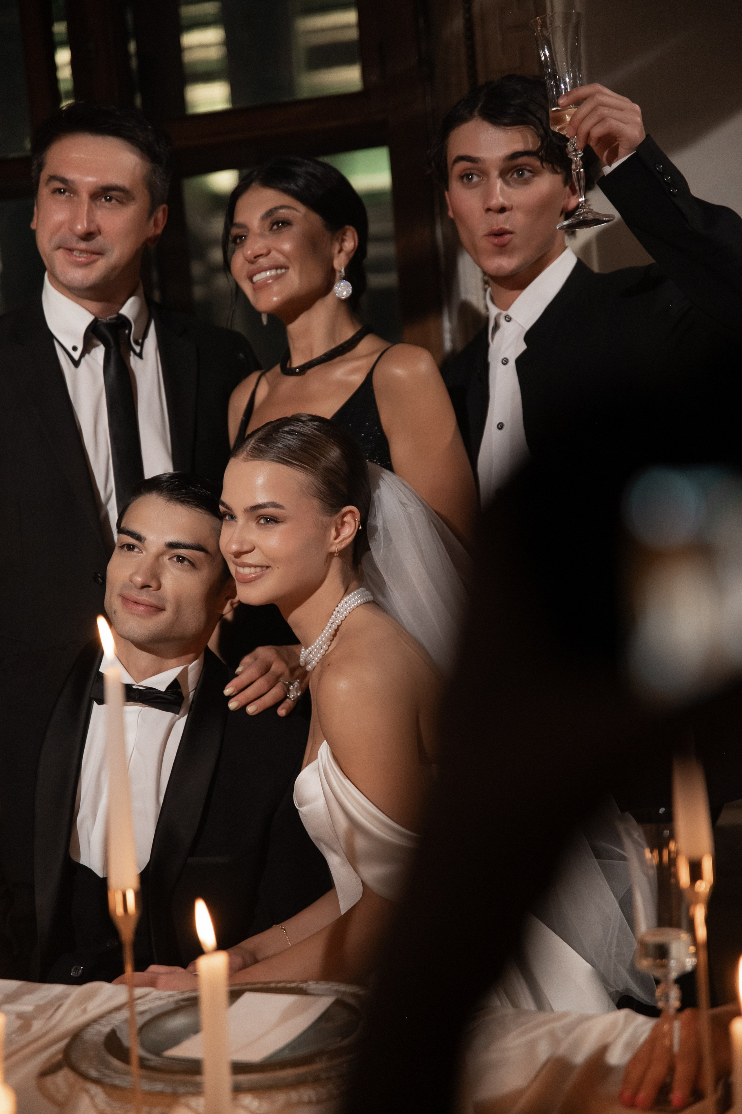 Камерный свадебный ужин при свечах в старинном особняке в фотостудии 21. Kult. Ярослава Ерина — свадебный фотограф в Москве