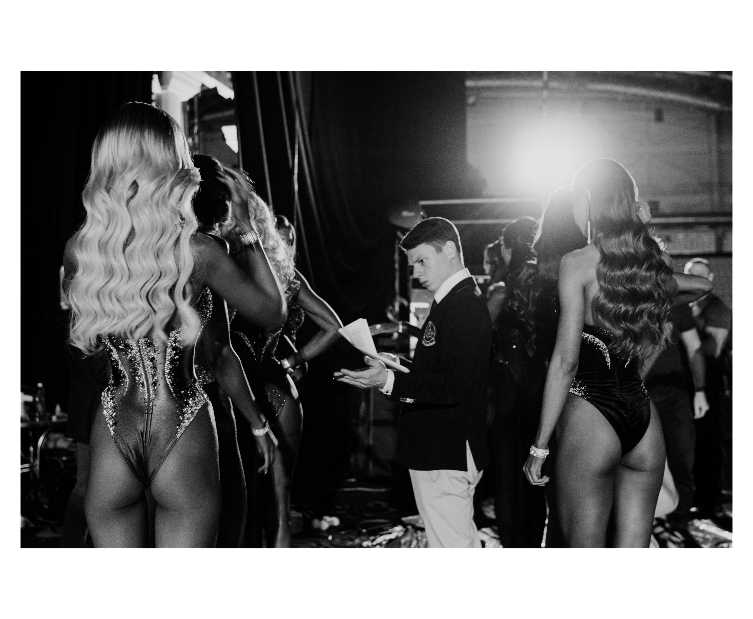 Закулисье. Творческий и репортажный фотограф в Москве Клим Долгов