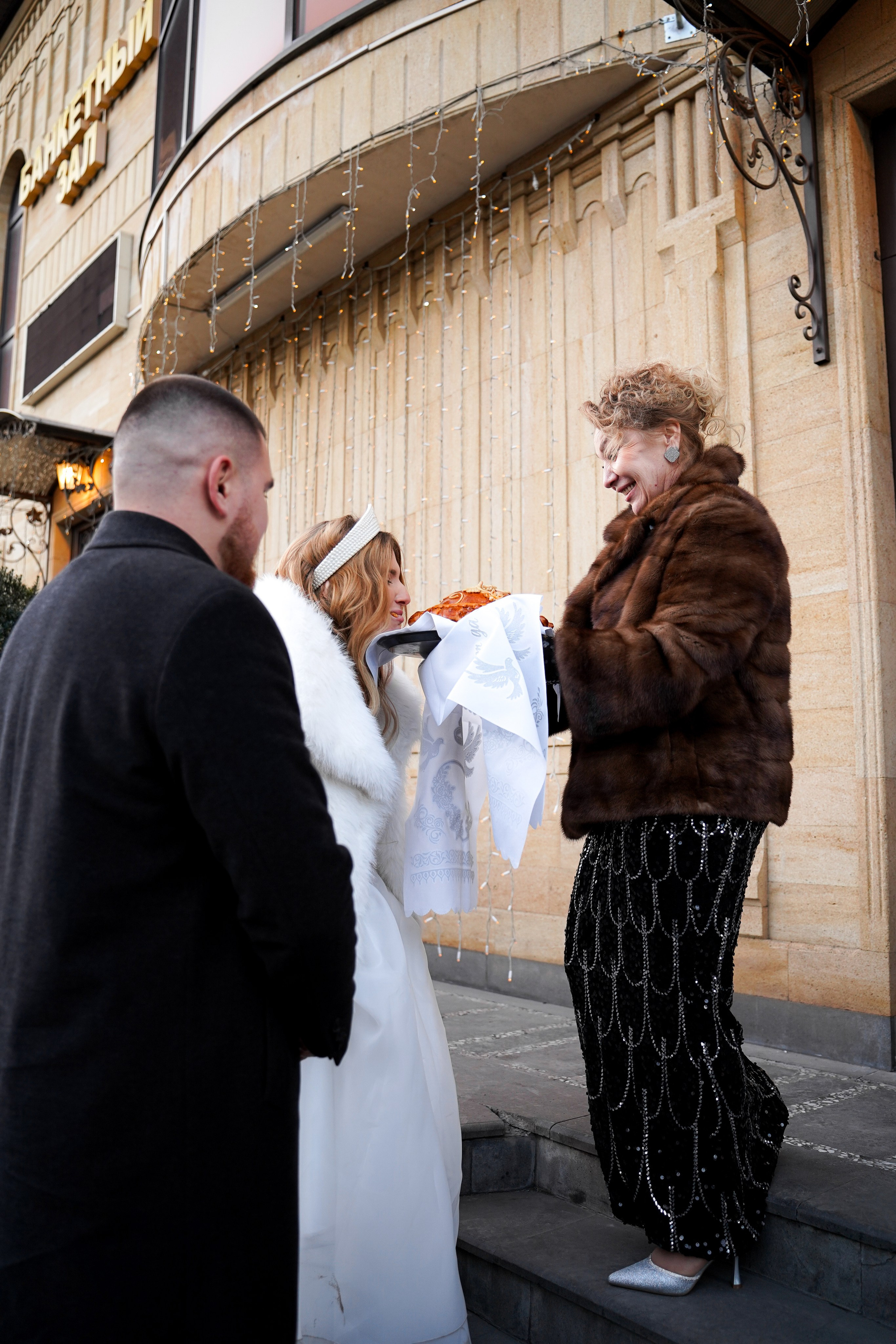 Свадебный банкет в ресторане «Верона». Свадебный фотограф в Ростове-на-Дону. Таинство Крещения и Венчания, семейные фотосессии. Алёна Чёботова