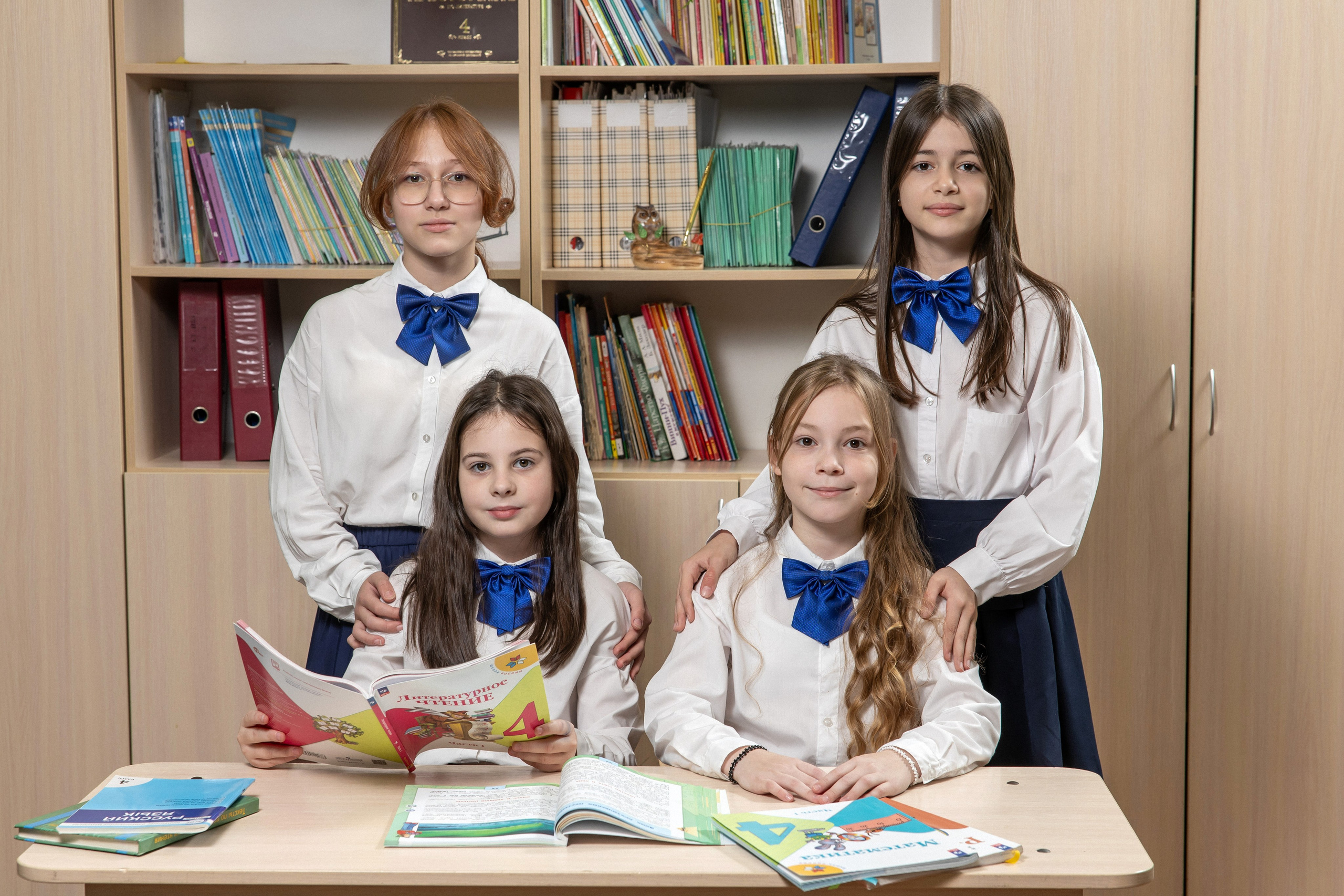 1 школа. Фото для папки. Семейный и свадебный фотограф в Геленджике Михаил Шматов