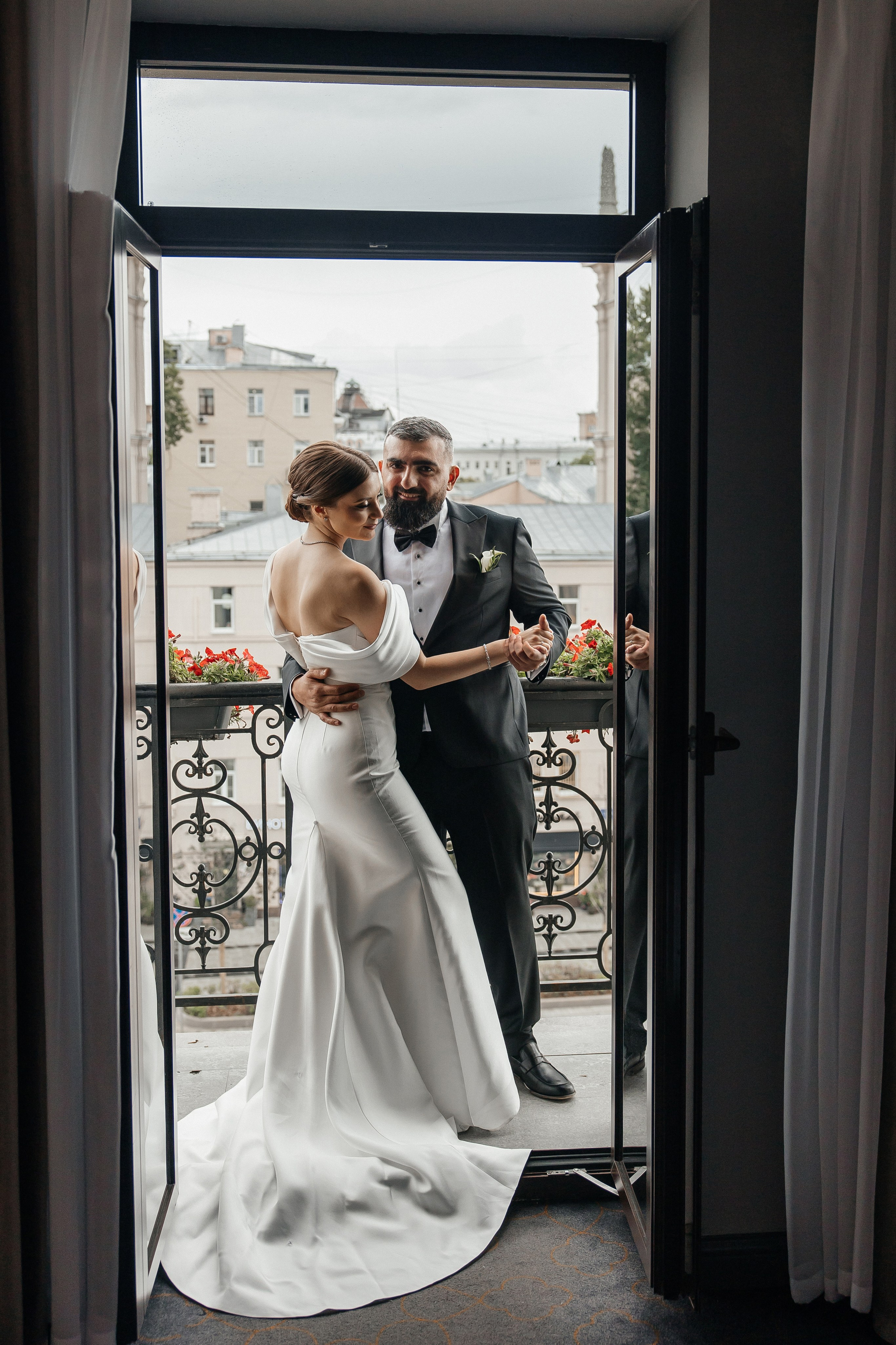 свадебная фотосессия в отеле Hartwell Хартвел в Москве