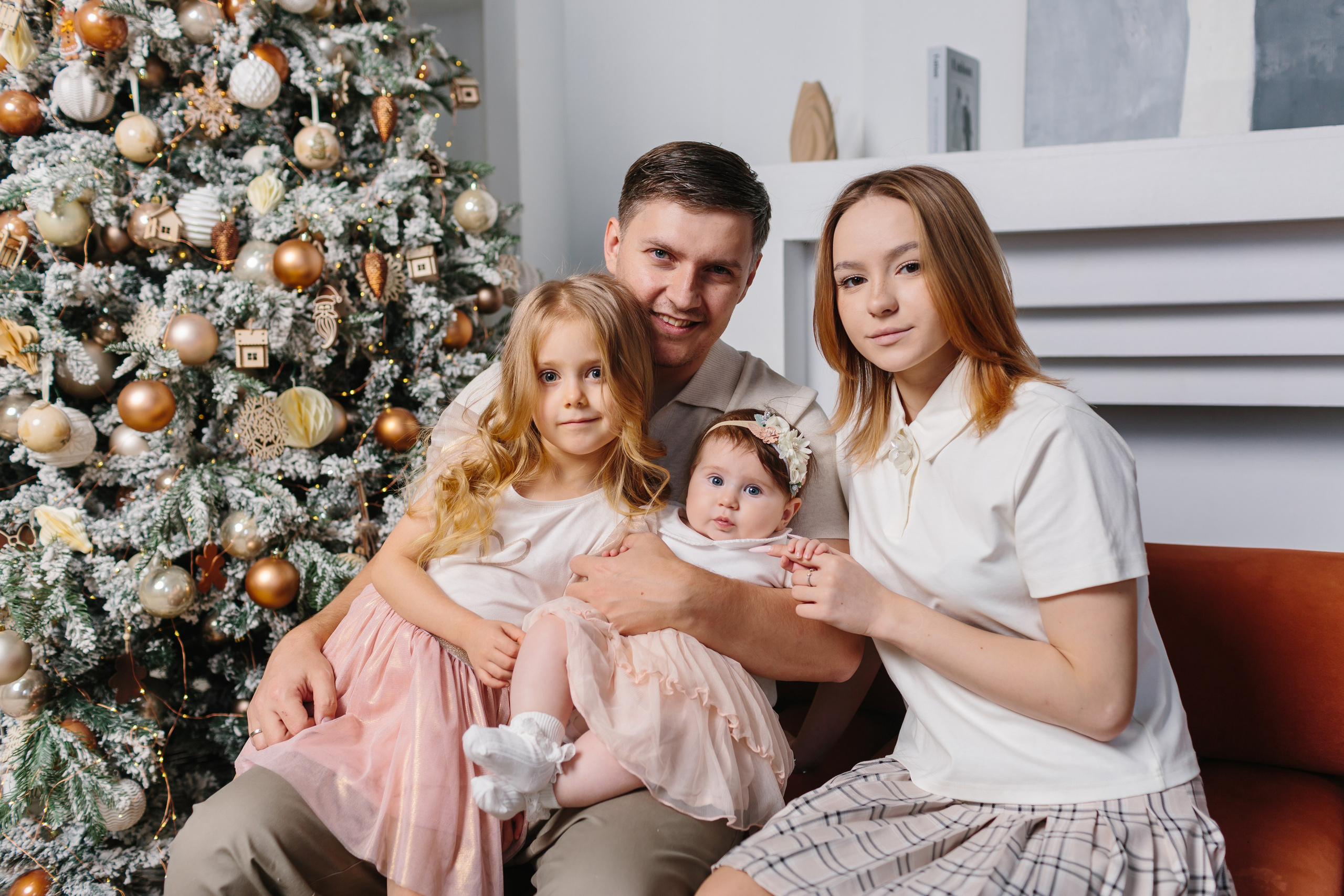 Новогодняя съемка Марии и Александра с детками. Портретный и репортажный фотограф в Санкт-Петербурге Андрей Воробьев