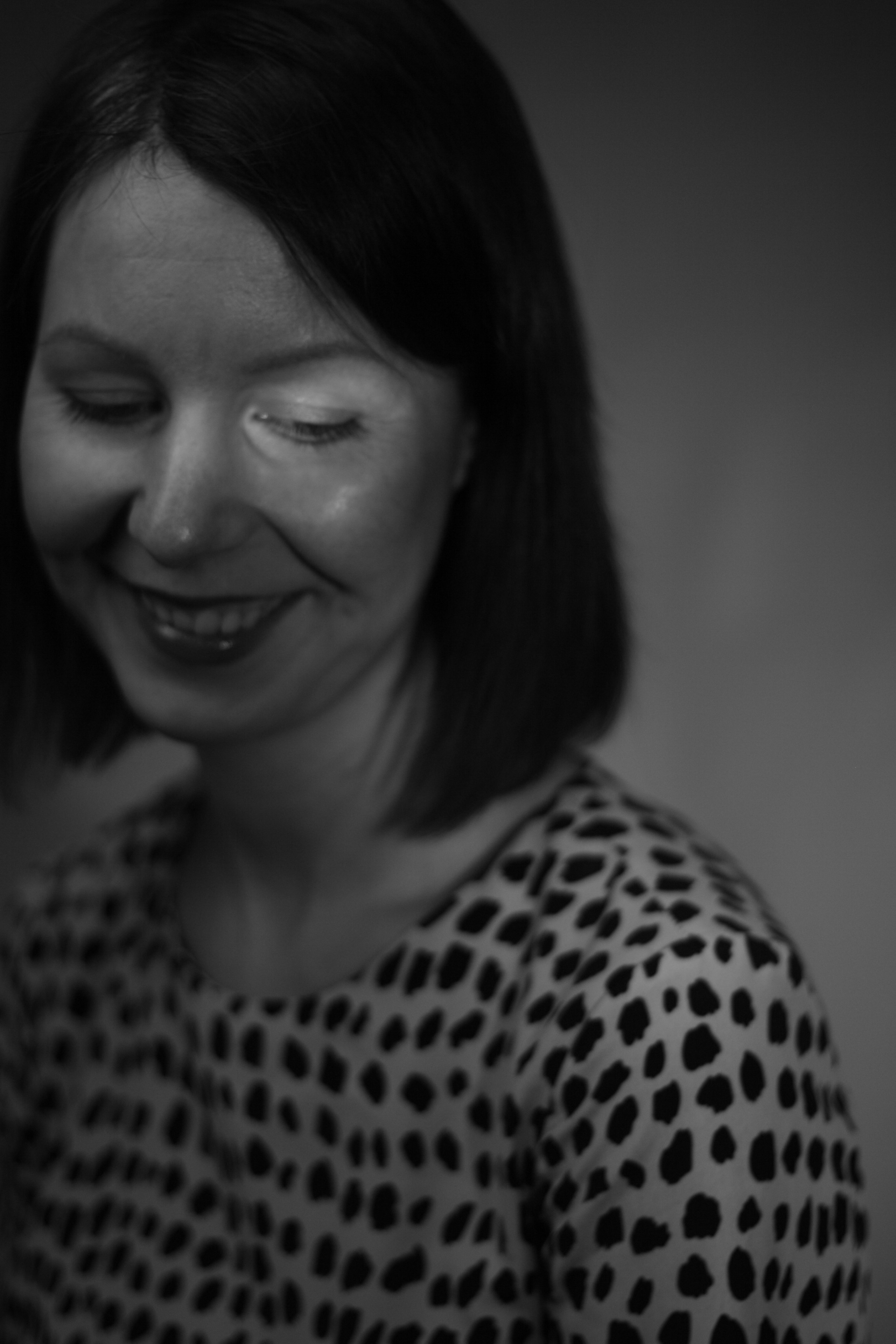 Катя — актриса театра и старого кино. Главная