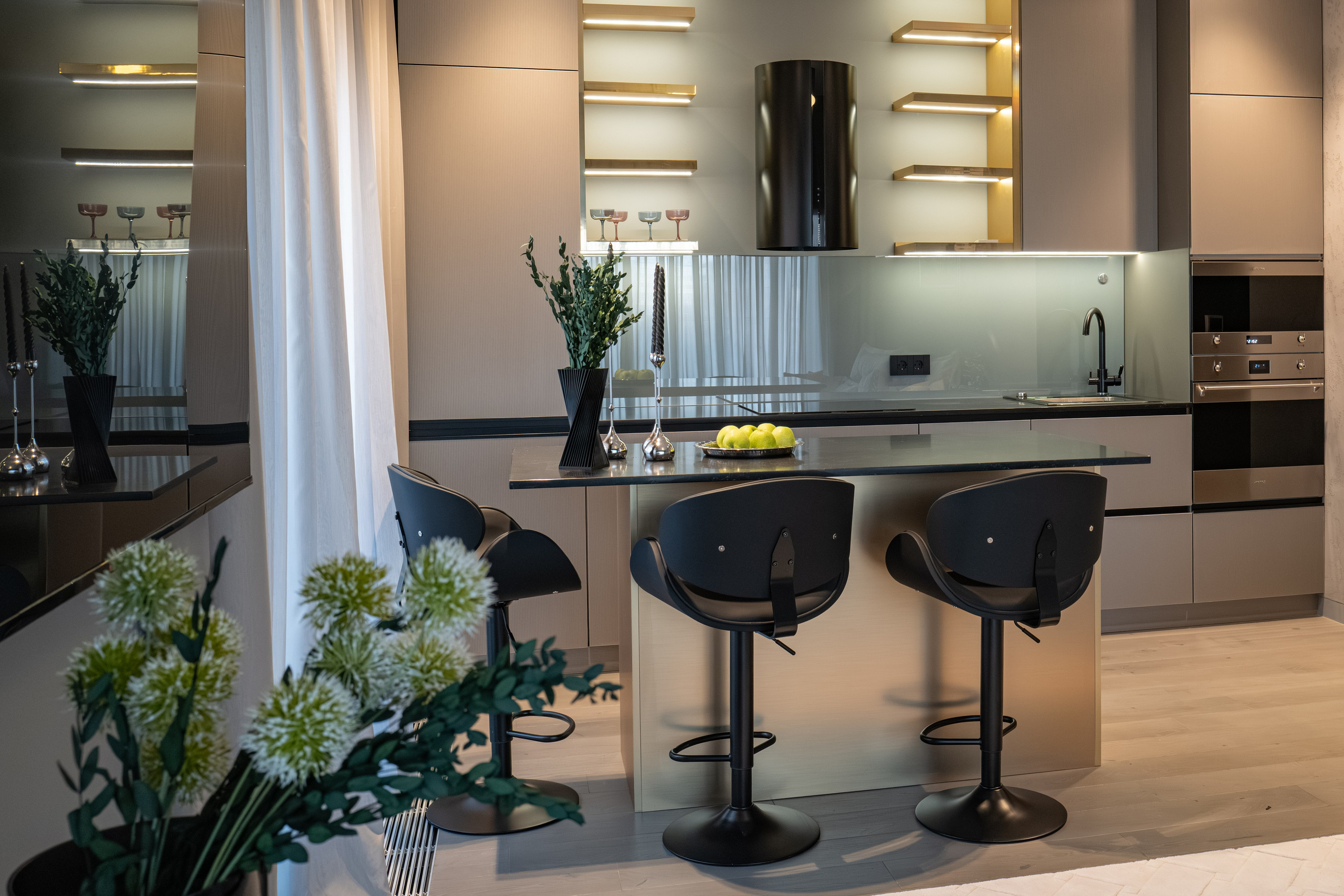 Фотограф Алексей Байков: репортажная, деловая и интерьерная фотосъёмка