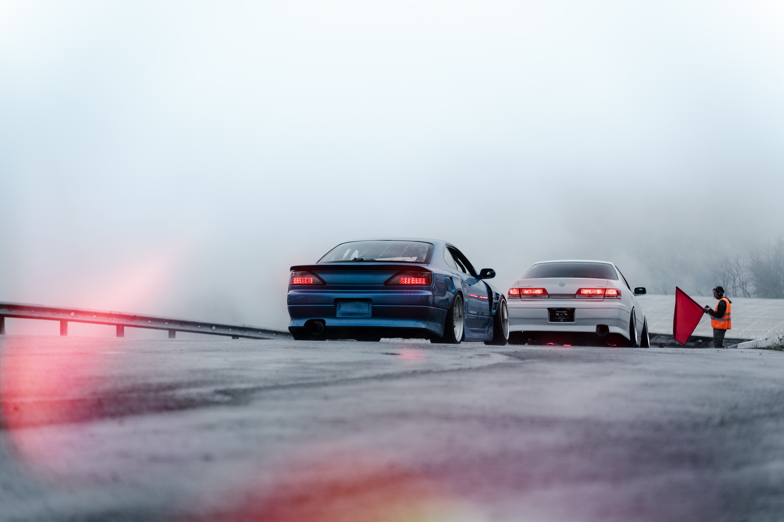 //GROUNDED2025. Автомобильный фотограф