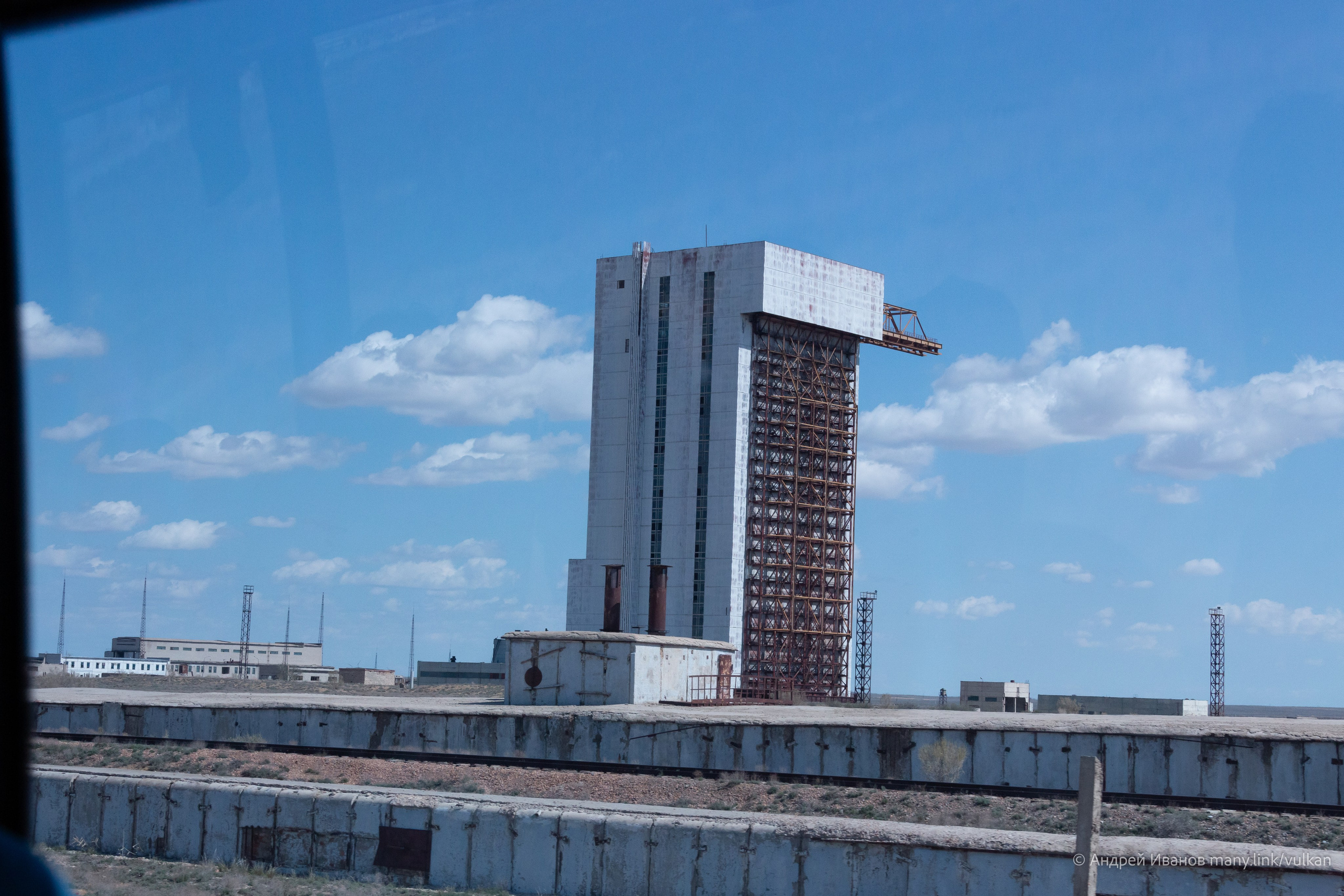 Перелёт на Байконур в 2026 г на самолётах АОН. Фотоальбом показывающий увлекательный мир авиации и мир медведей Андрея Иванова