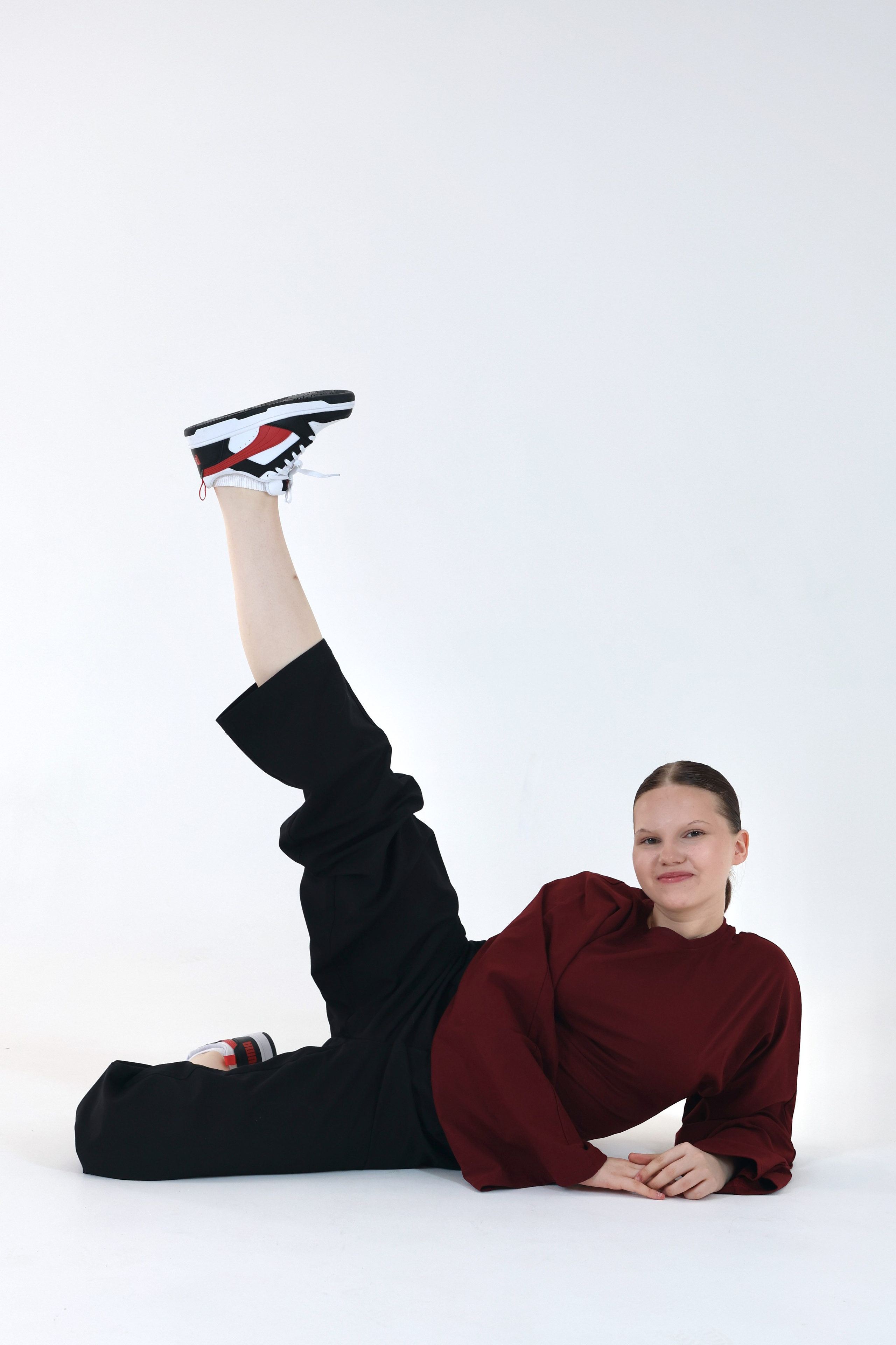 С Днём Рождения, Лиза!. Школьные выпускные альбомы в Москве Марина Николаева