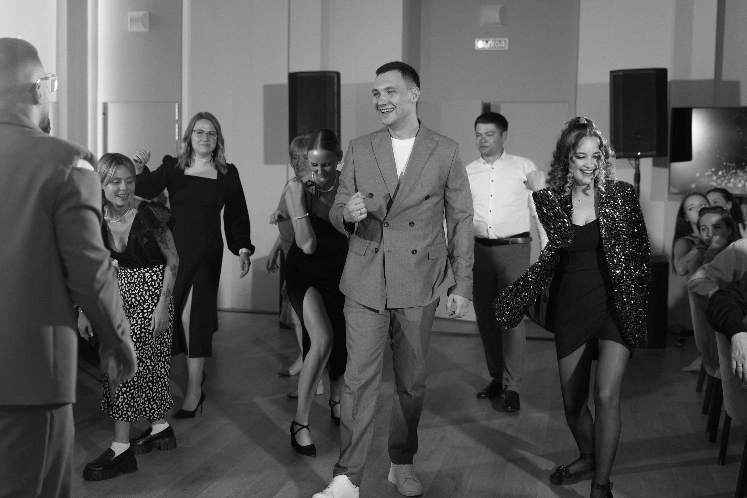 Денис и Виолетта. Свадебный фотограф Анастасия Хабарова в Новоуральске и Екатеринбурге