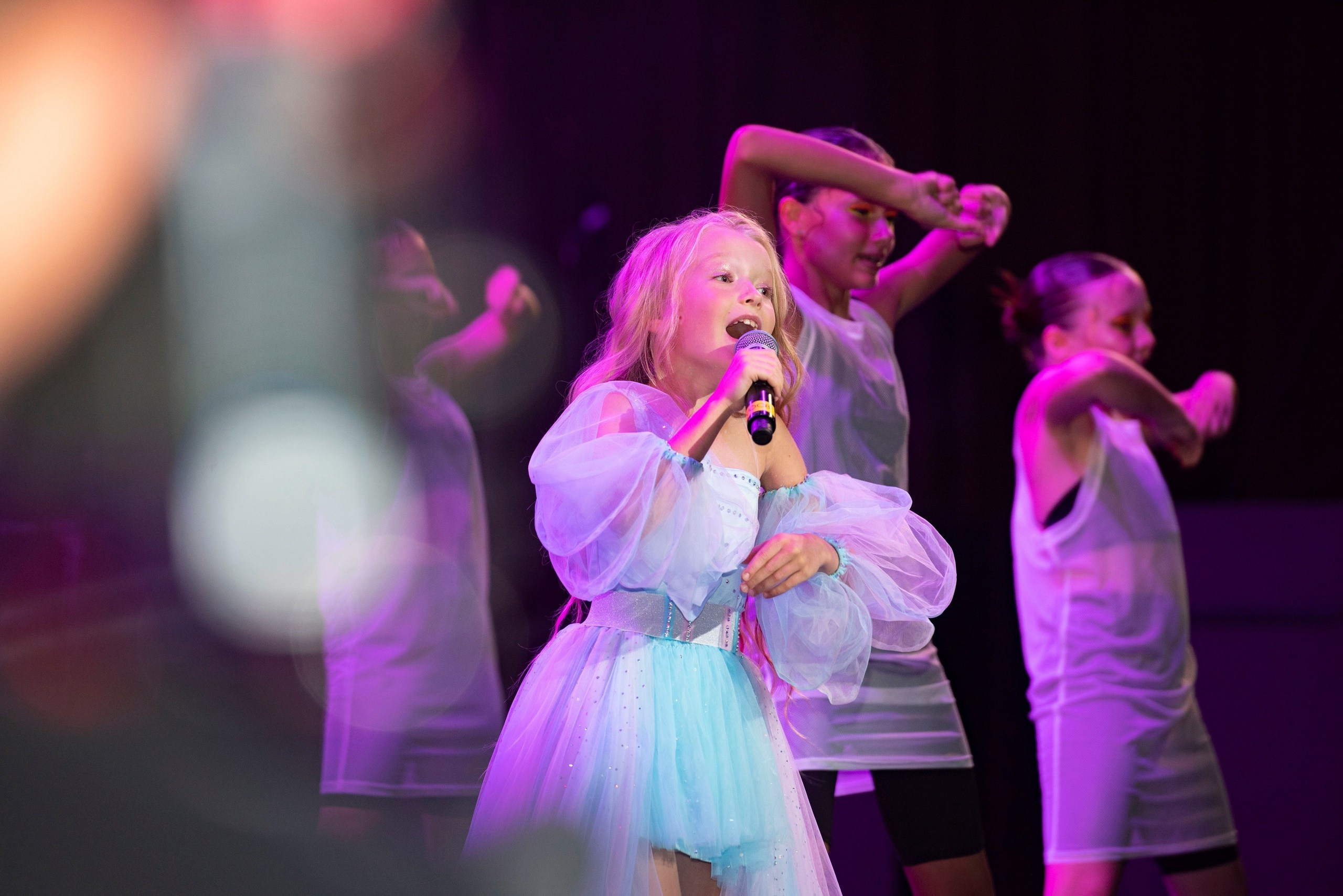 Фотограф на концерт. Свадебный, семейный, фэшн фотограф, школьный фотограф в Сочи