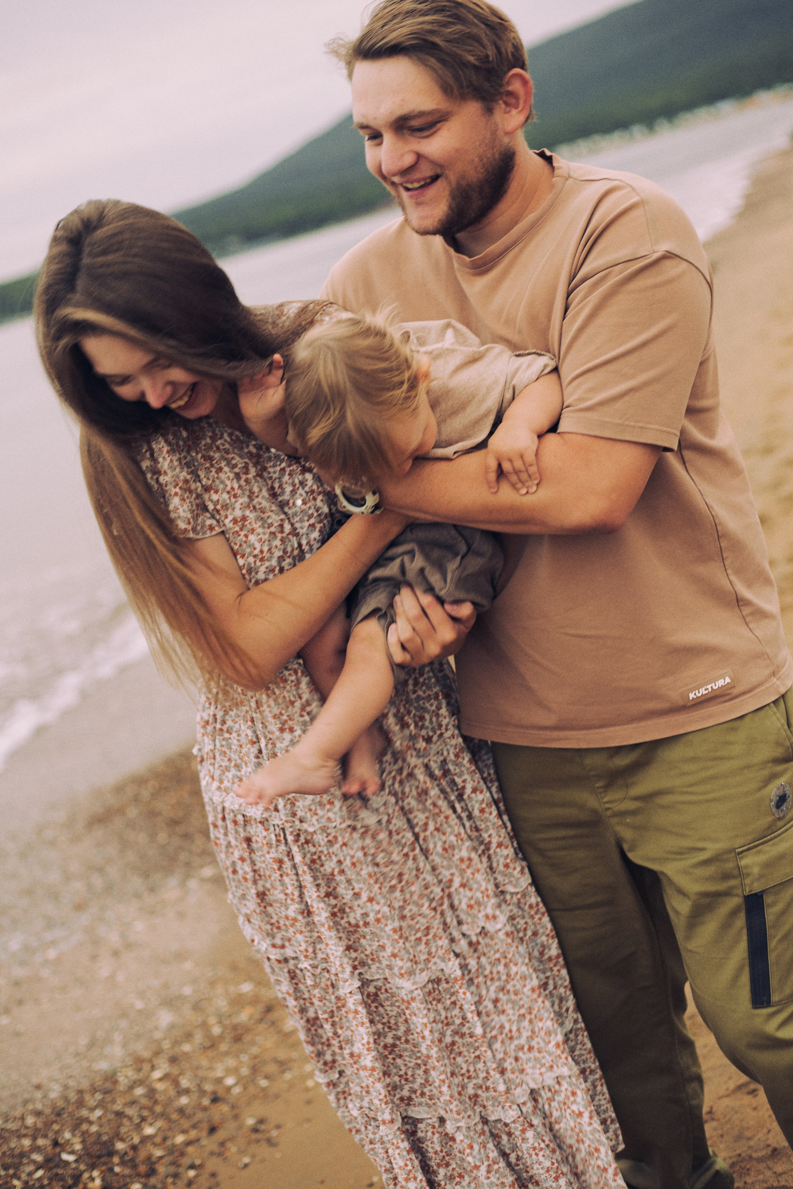 Маленькие ножки. Фотограф Ионова Анастасия, г Владивосток