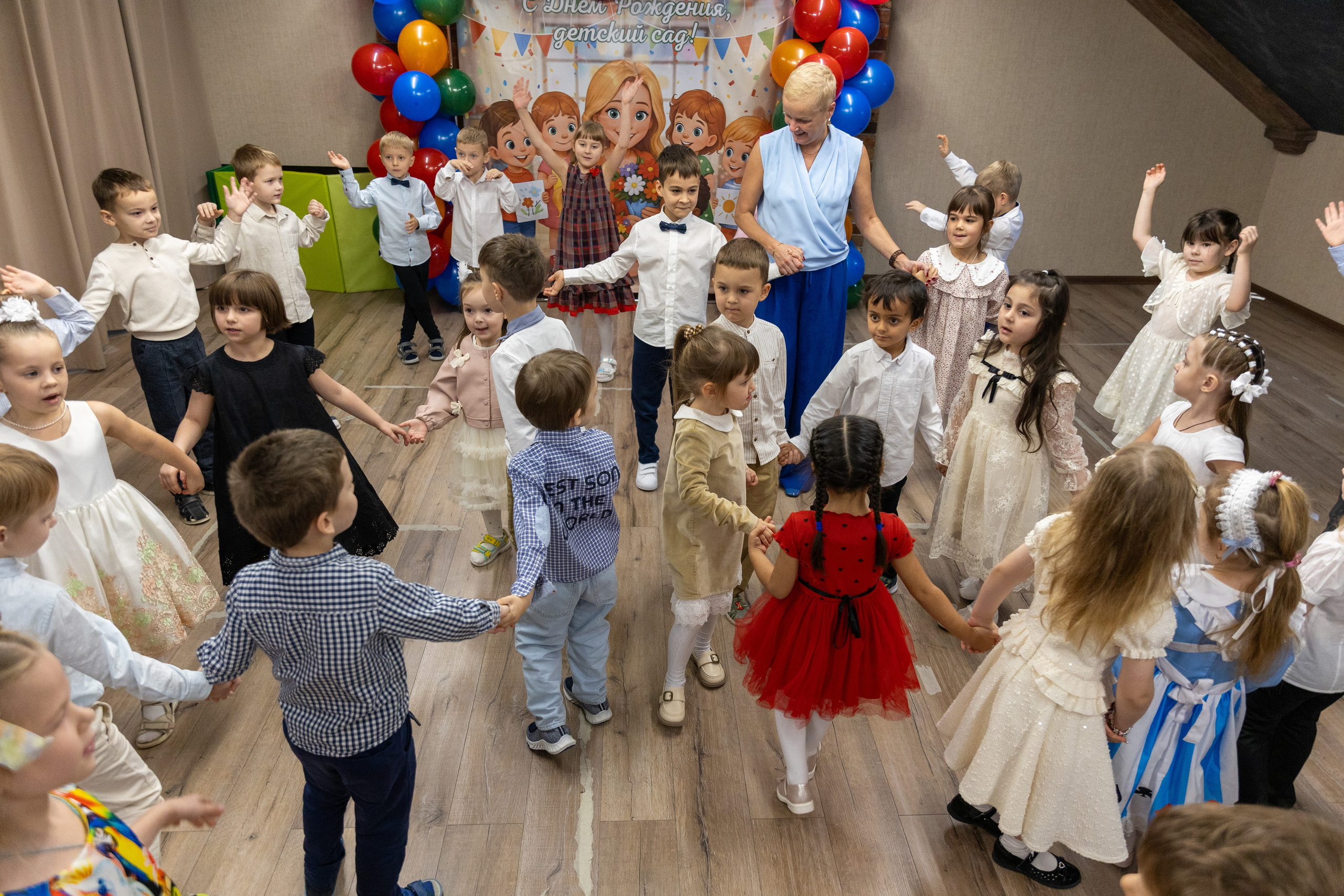 ДС «Гнездышко» и СОШ «Знайка», 8 лет. Сайт фотографа Ирины Аникановой