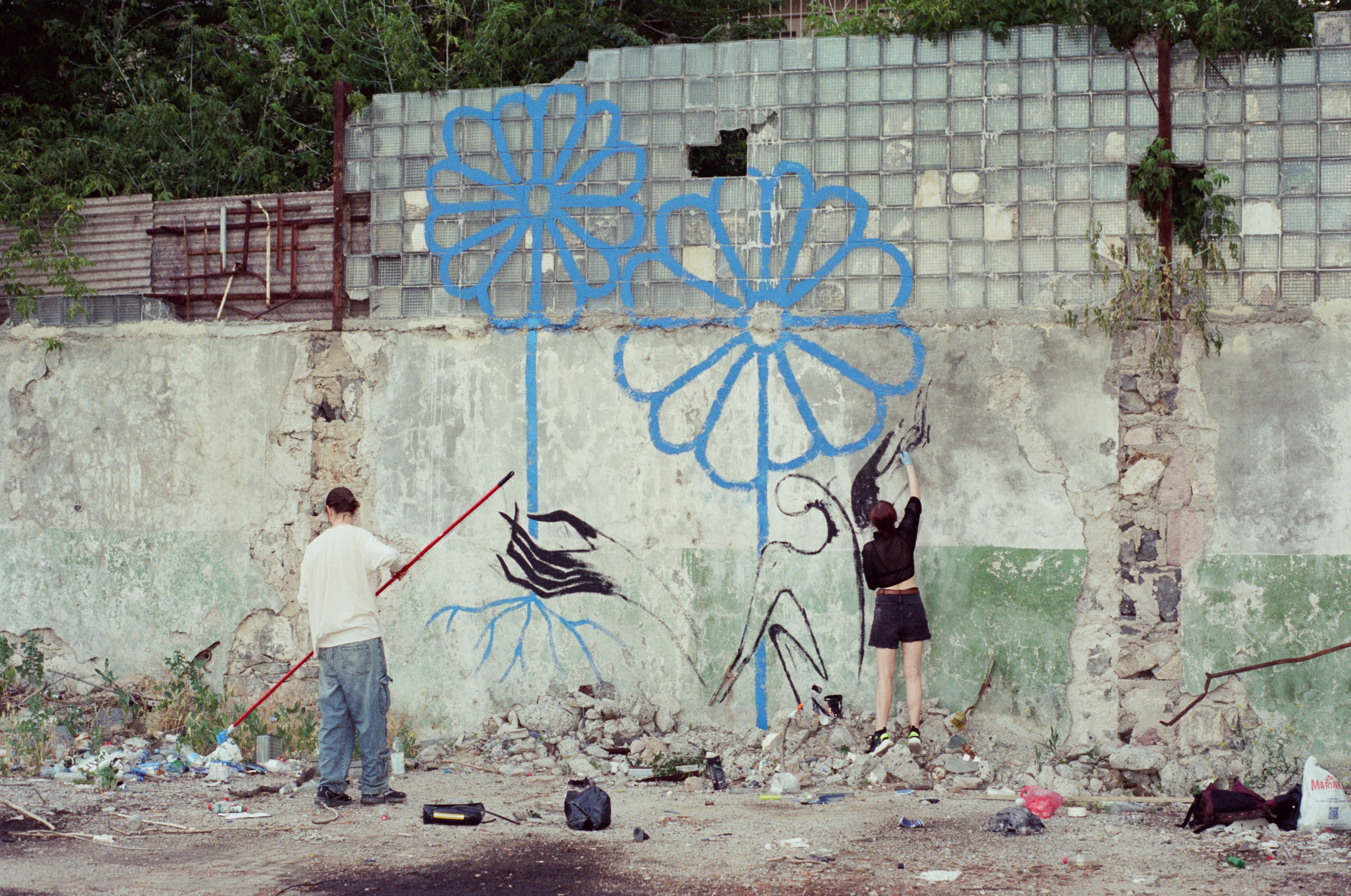 Blue pencil & MV Picture at work. Photographer Dima Sharov | Фотограф Дима Шаров