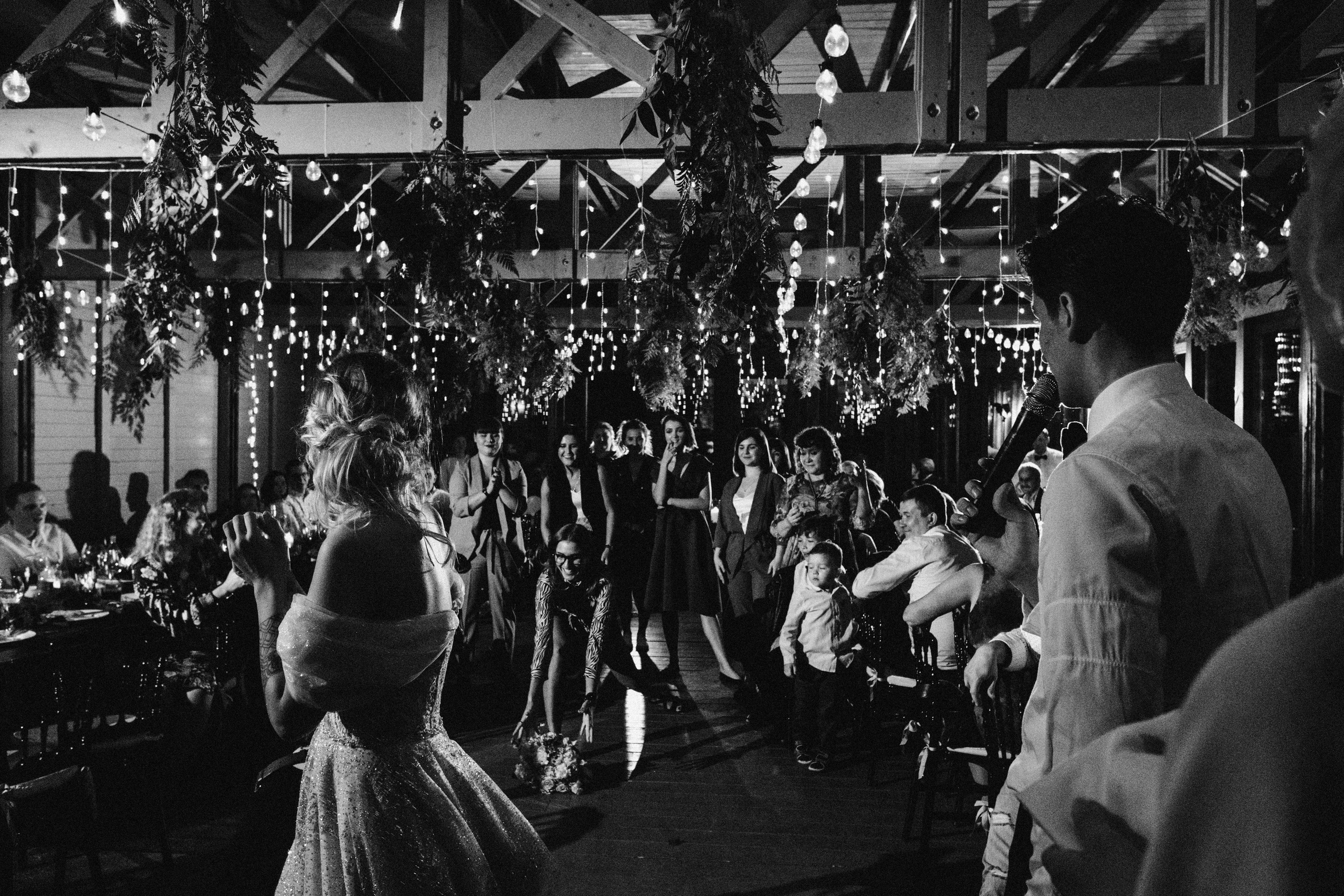 Ты одна мне горишь, как звезда в тишине отдаления. Душевный фотограф Ваших самых ярких событий Марина Погребняк