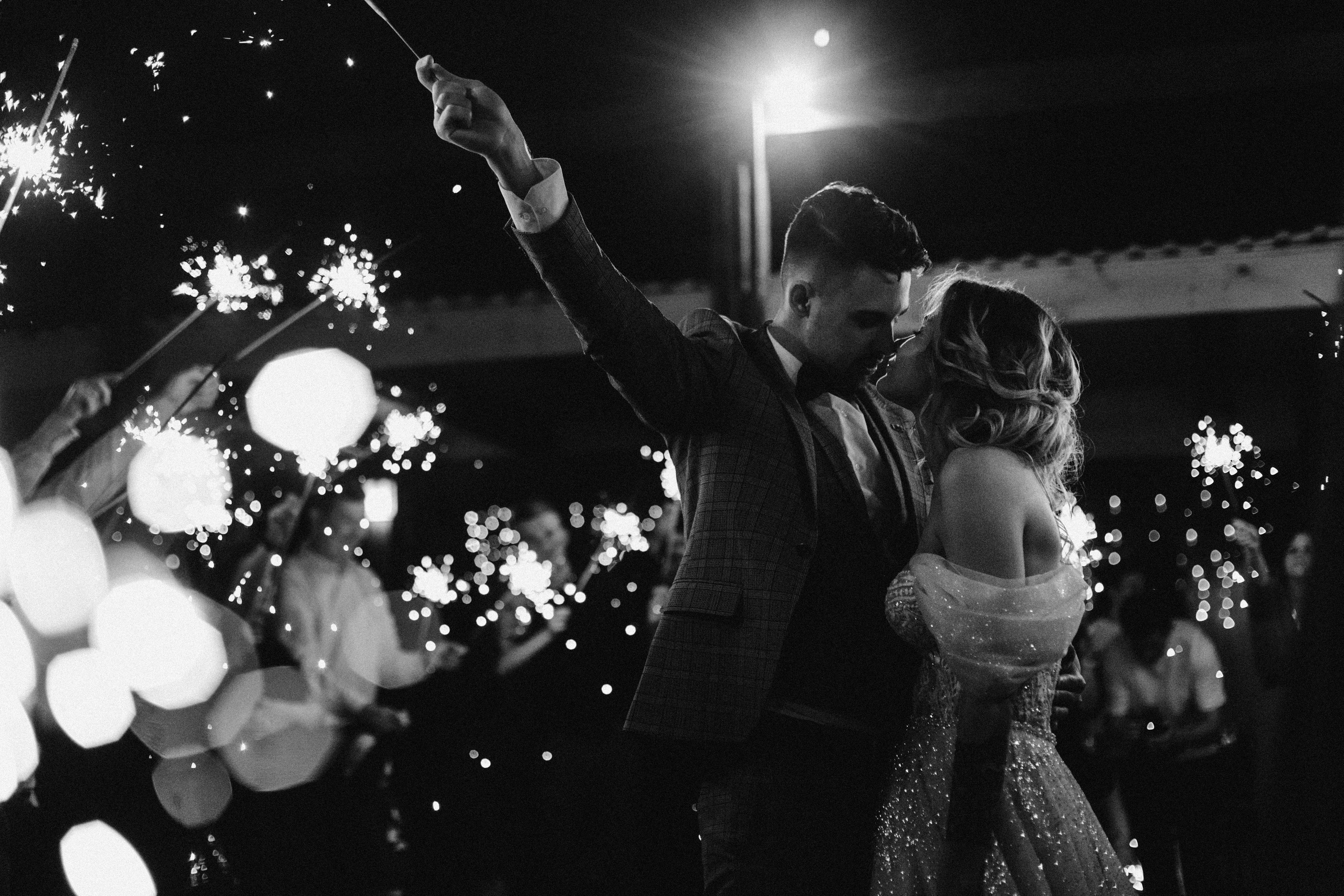 Ты одна мне горишь, как звезда в тишине отдаления. Душевный фотограф Ваших самых ярких событий Марина Погребняк