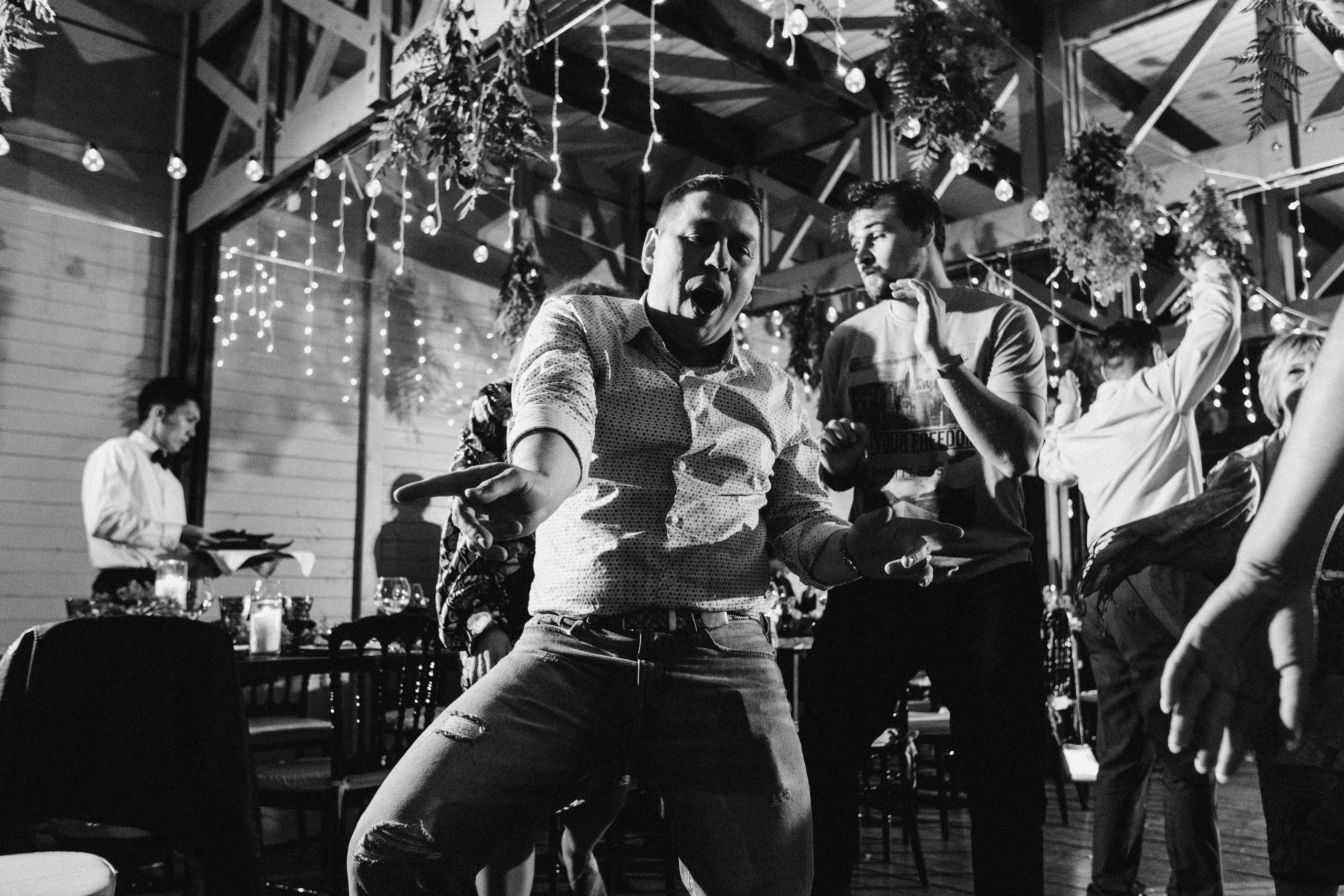 Ты одна мне горишь, как звезда в тишине отдаления. Душевный фотограф Ваших самых ярких событий Марина Погребняк