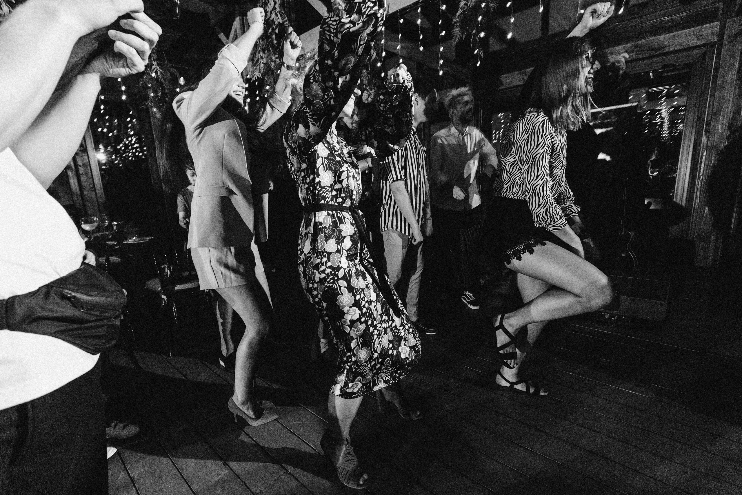 Ты одна мне горишь, как звезда в тишине отдаления. Душевный фотограф Ваших самых ярких событий Марина Погребняк