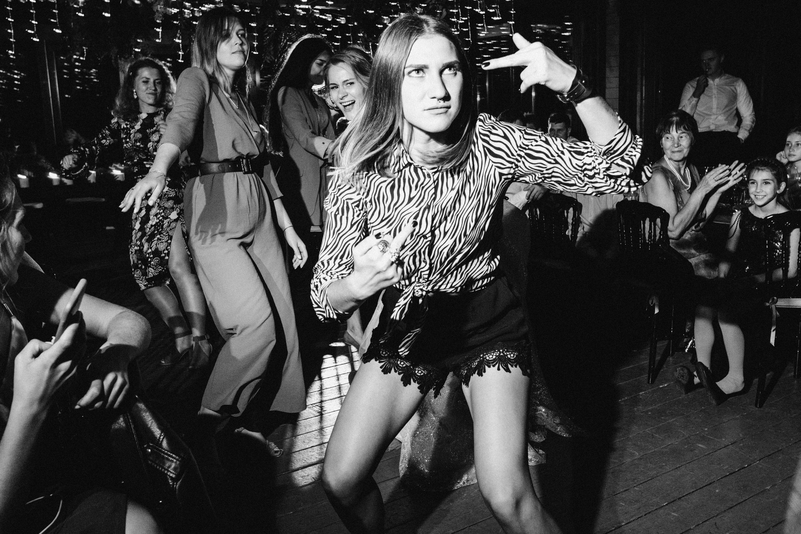 Ты одна мне горишь, как звезда в тишине отдаления. Душевный фотограф Ваших самых ярких событий Марина Погребняк