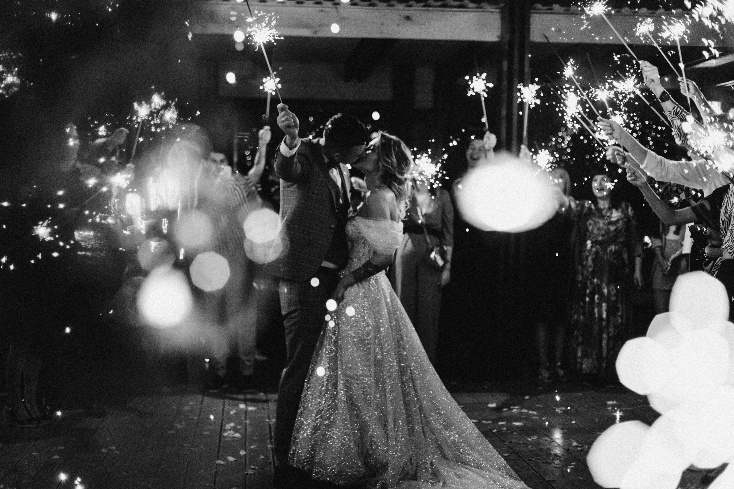 Ты одна мне горишь, как звезда в тишине отдаления. Душевный фотограф Ваших самых ярких событий Марина Погребняк