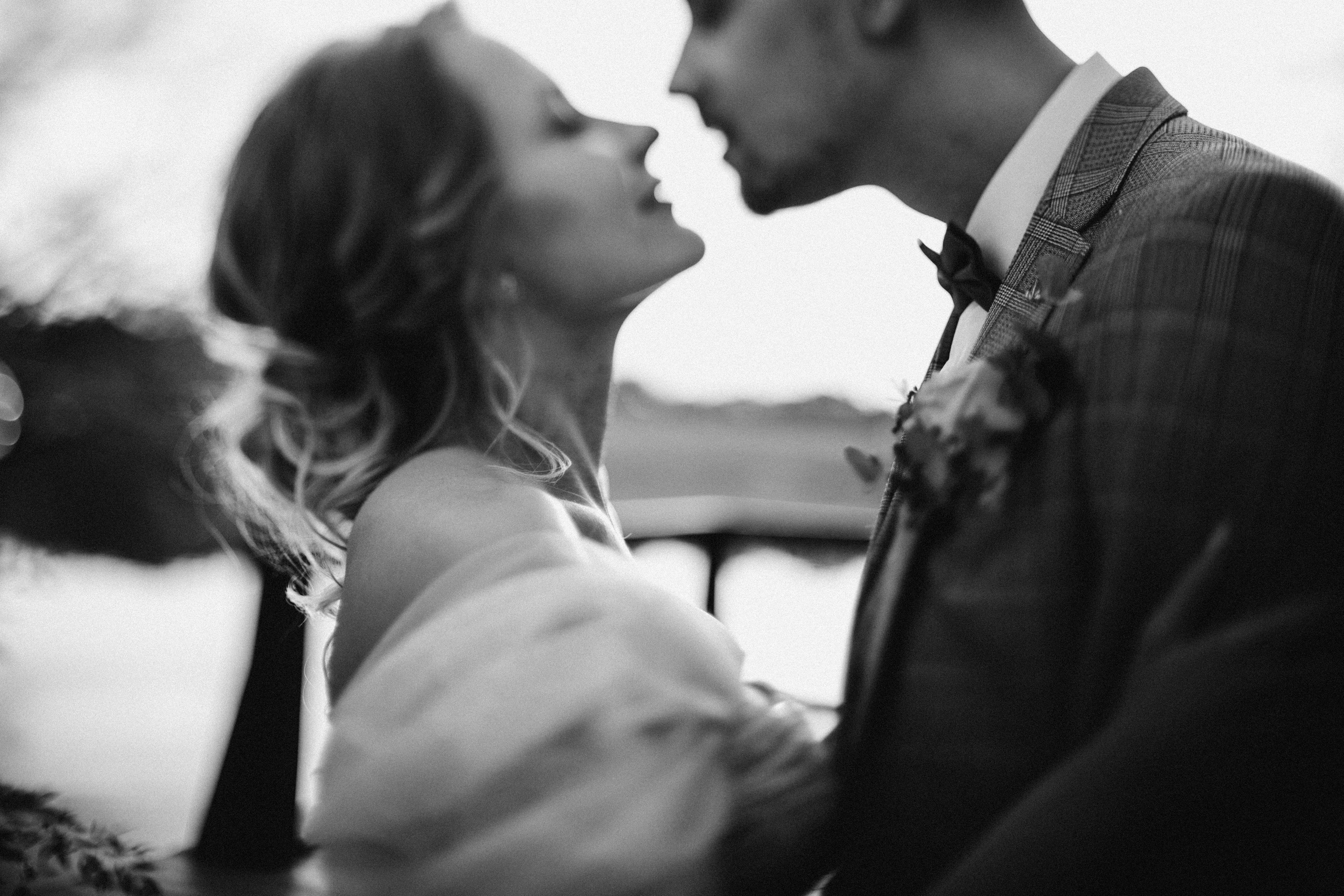 Ты одна мне горишь, как звезда в тишине отдаления. Душевный фотограф Ваших самых ярких событий Марина Погребняк