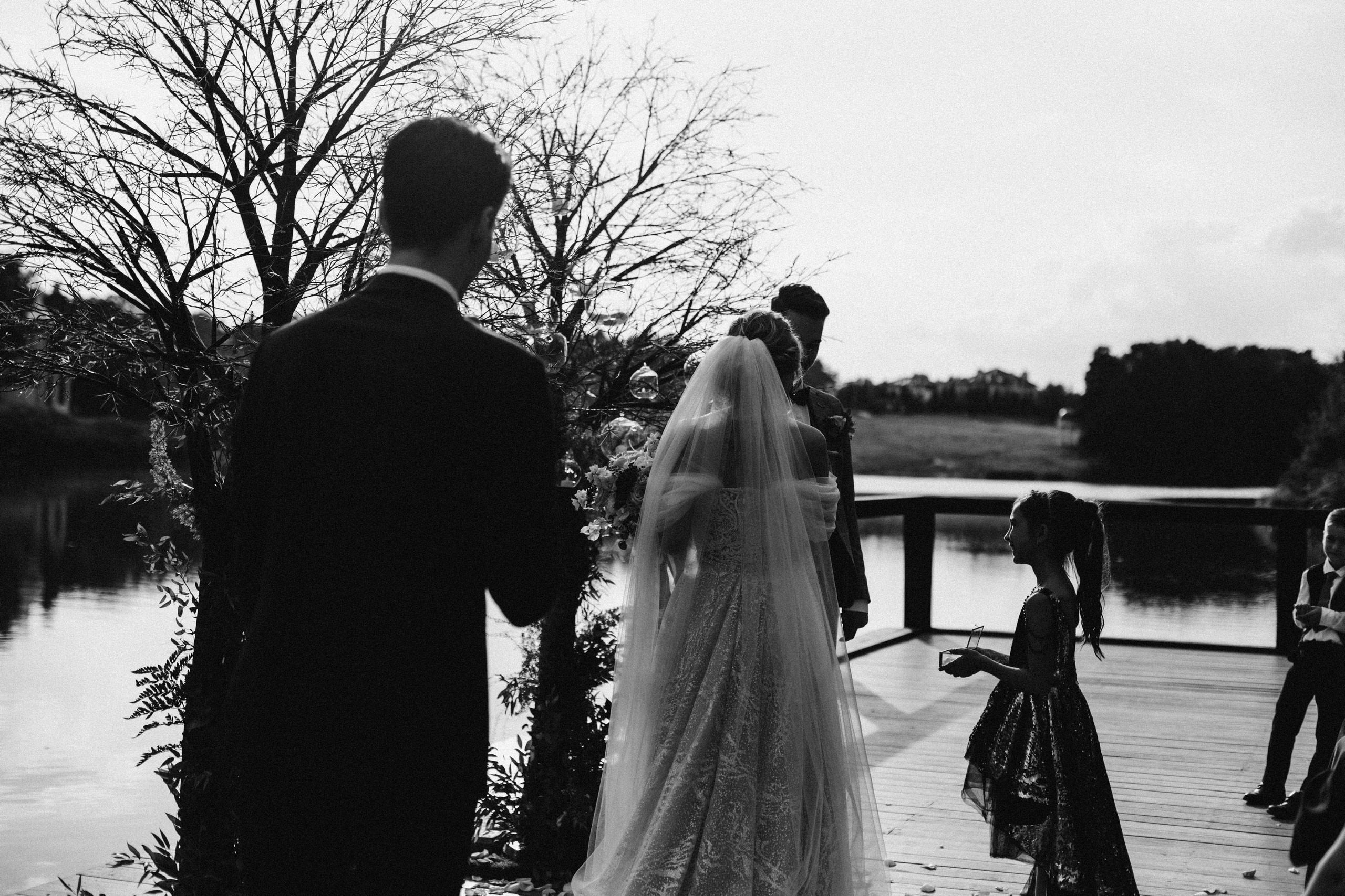 Ты одна мне горишь, как звезда в тишине отдаления. Душевный фотограф Ваших самых ярких событий Марина Погребняк