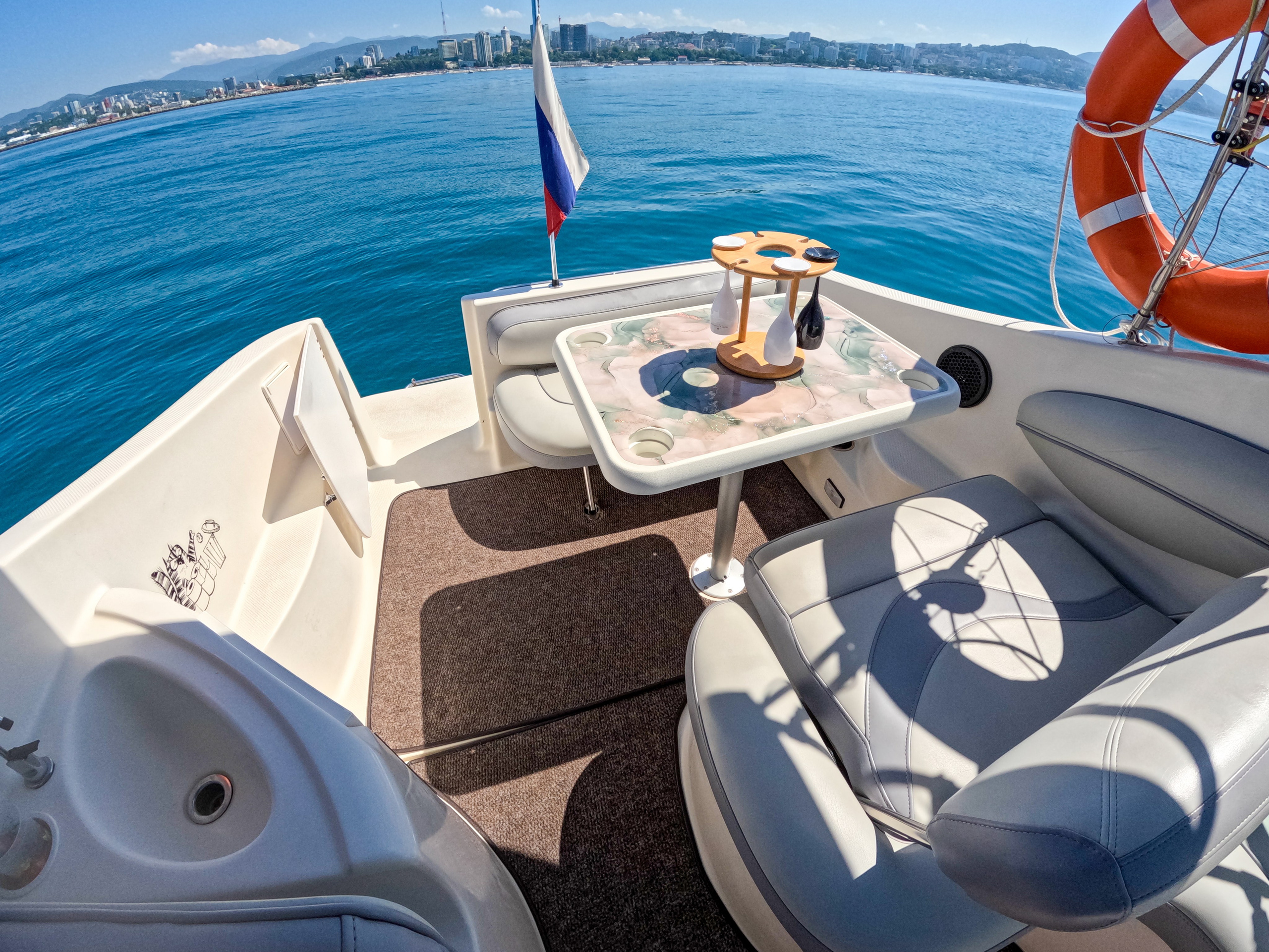 ЭКОНОМ КАТЕРА В СОЧИ. Аренда Яхт в Сочи от Эконом до Премиум Класса