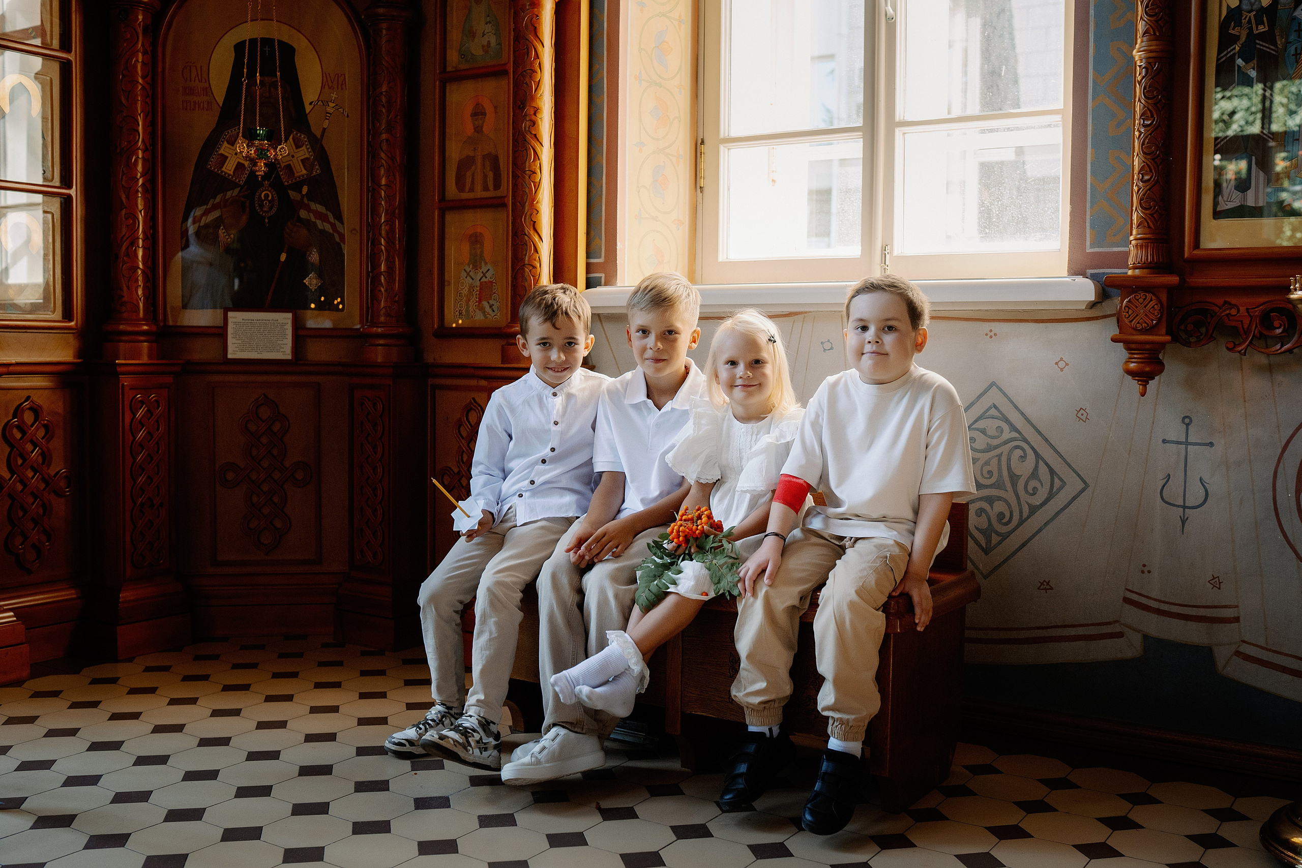 Крещение Евы. Фотограф на Крещение и Венчание в Красноярске Рамазанова Юлия