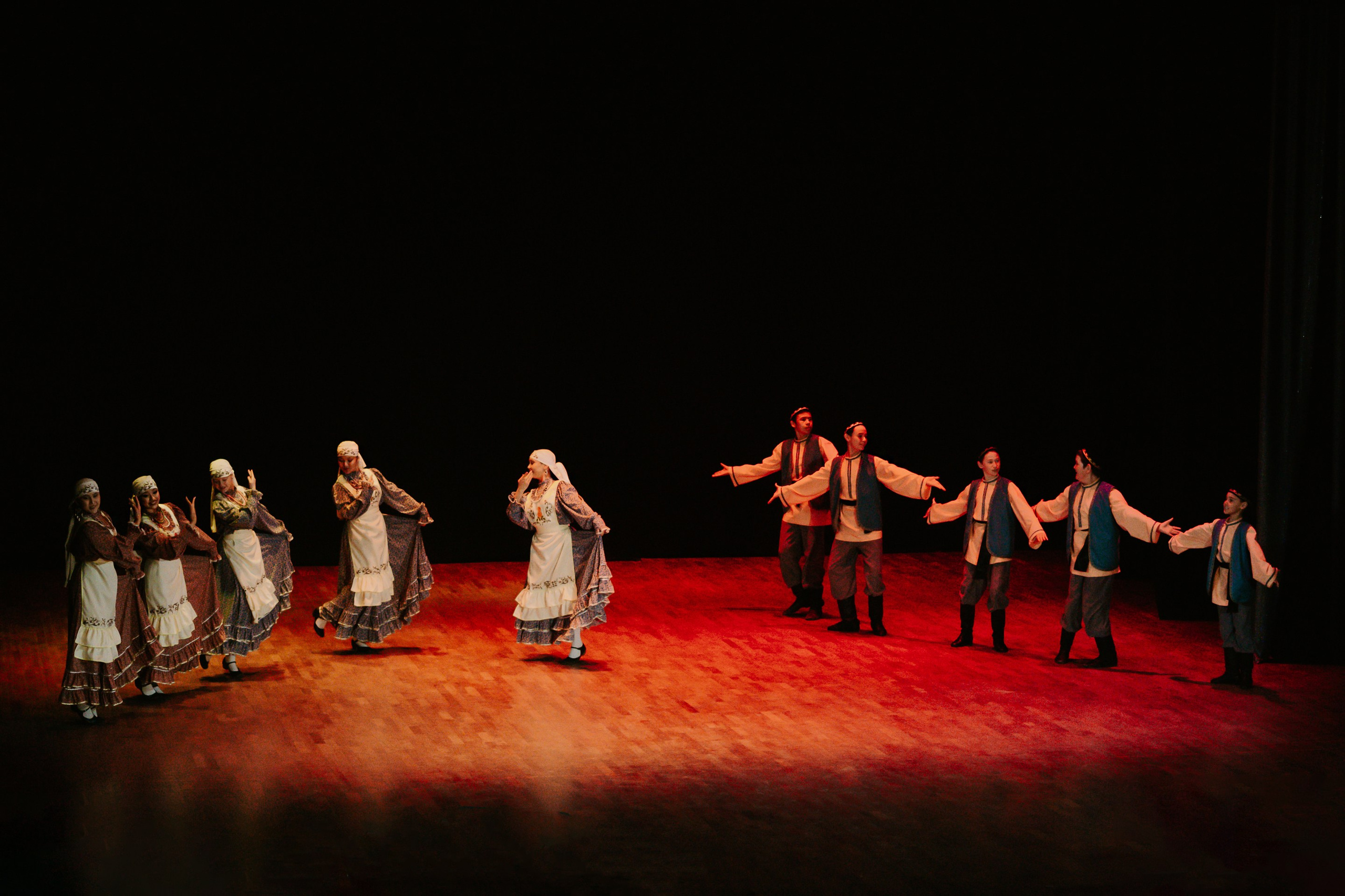 «Уральский сувенир». Концерт танцевальной студии. Фотограф в Челябинске Ополихина Анна