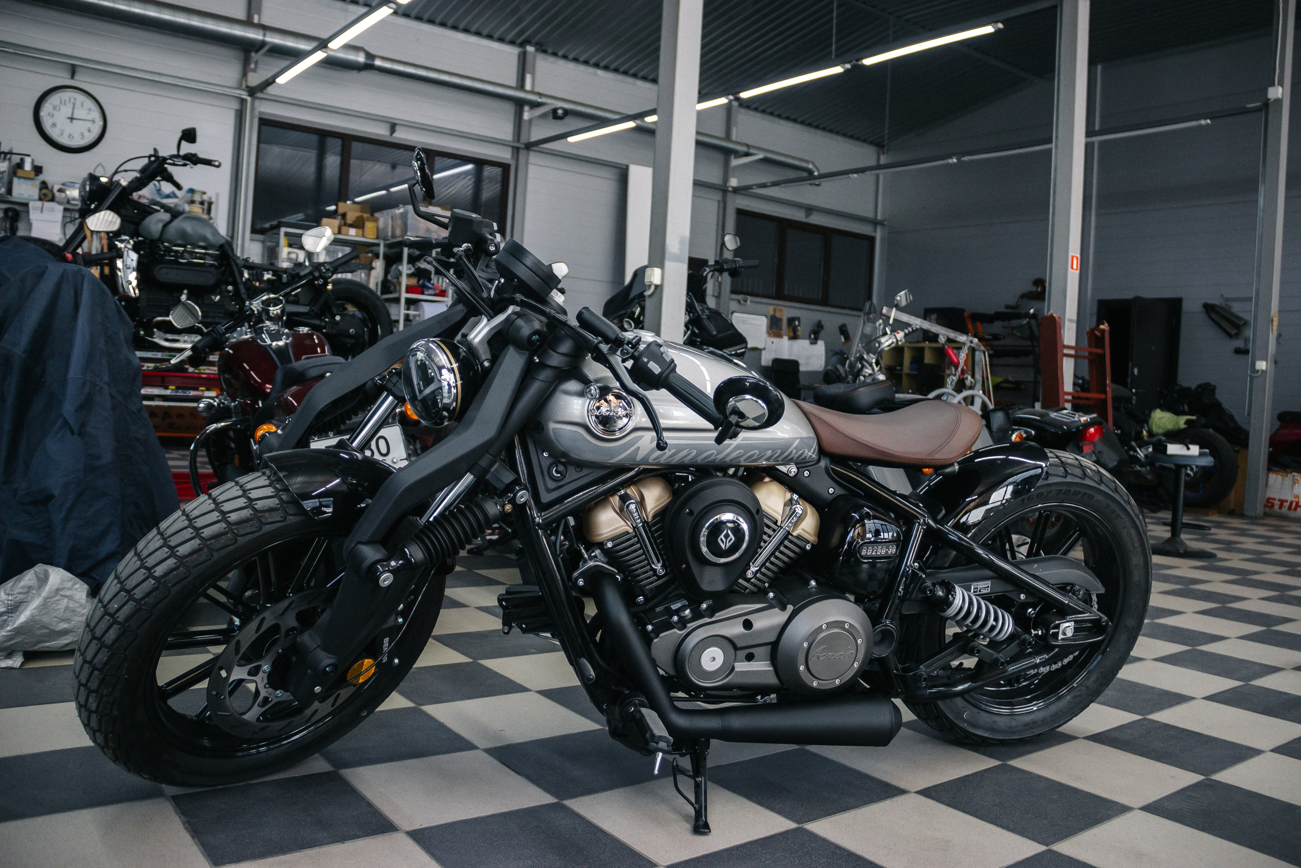 BENDA NAPOLEONBOB. ......