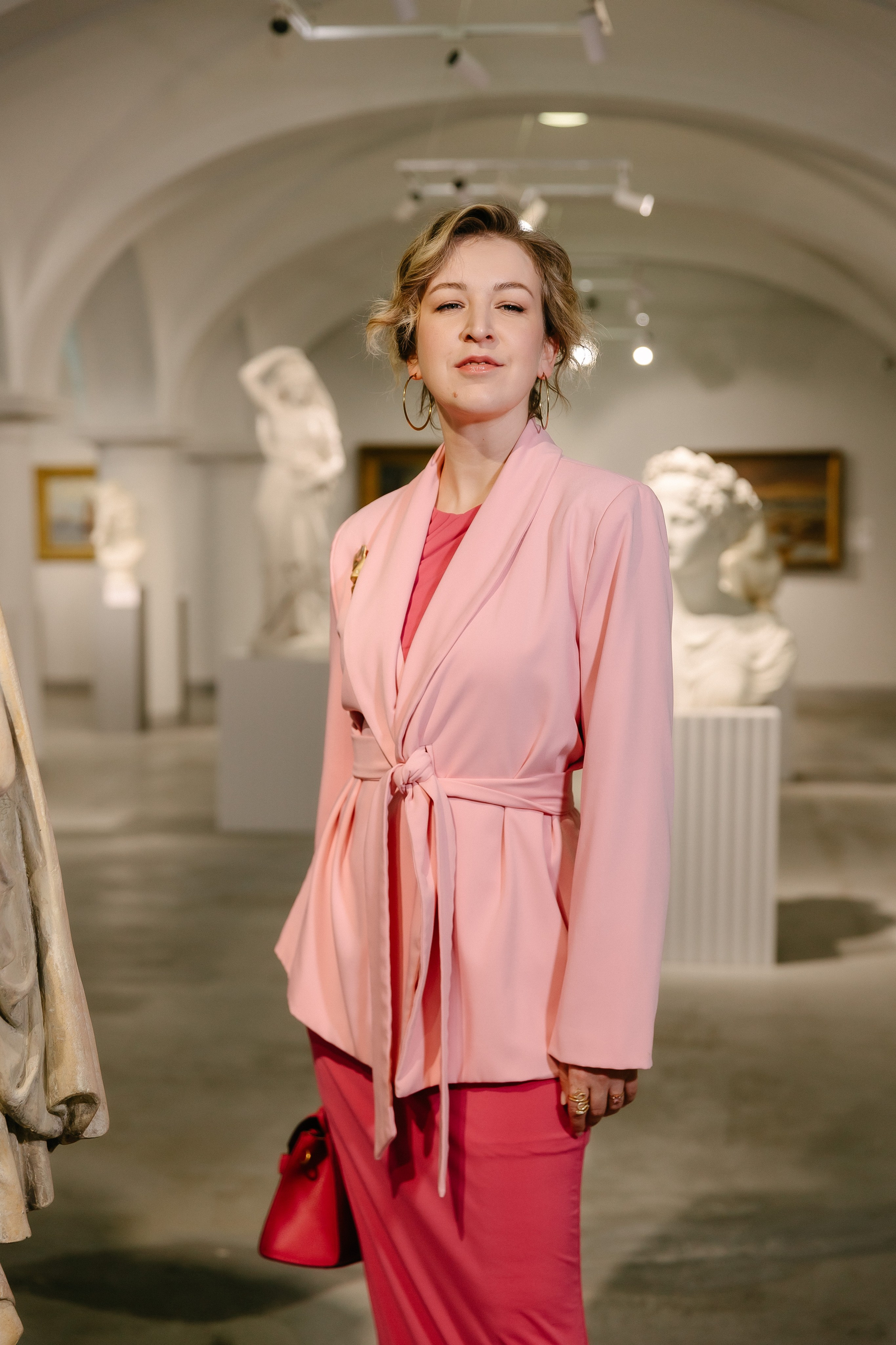 Подружки в музее. Свадебный, семейный и детский фотограф в Калининграде Елена Кравцова