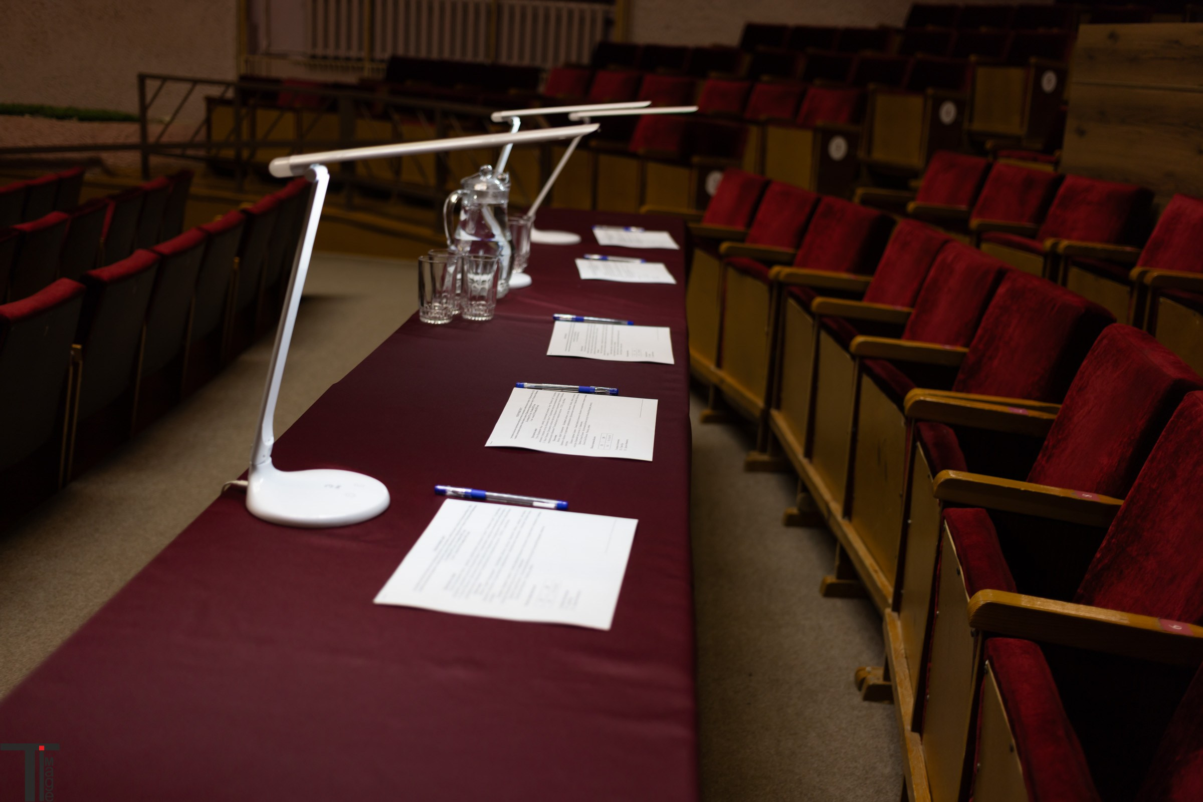 Театральная Вятка 2025. Имидж Технологии — репортажная фотография в Кирове Кировской области. Производство сувенирных магнитов, заливных этикеток и значков