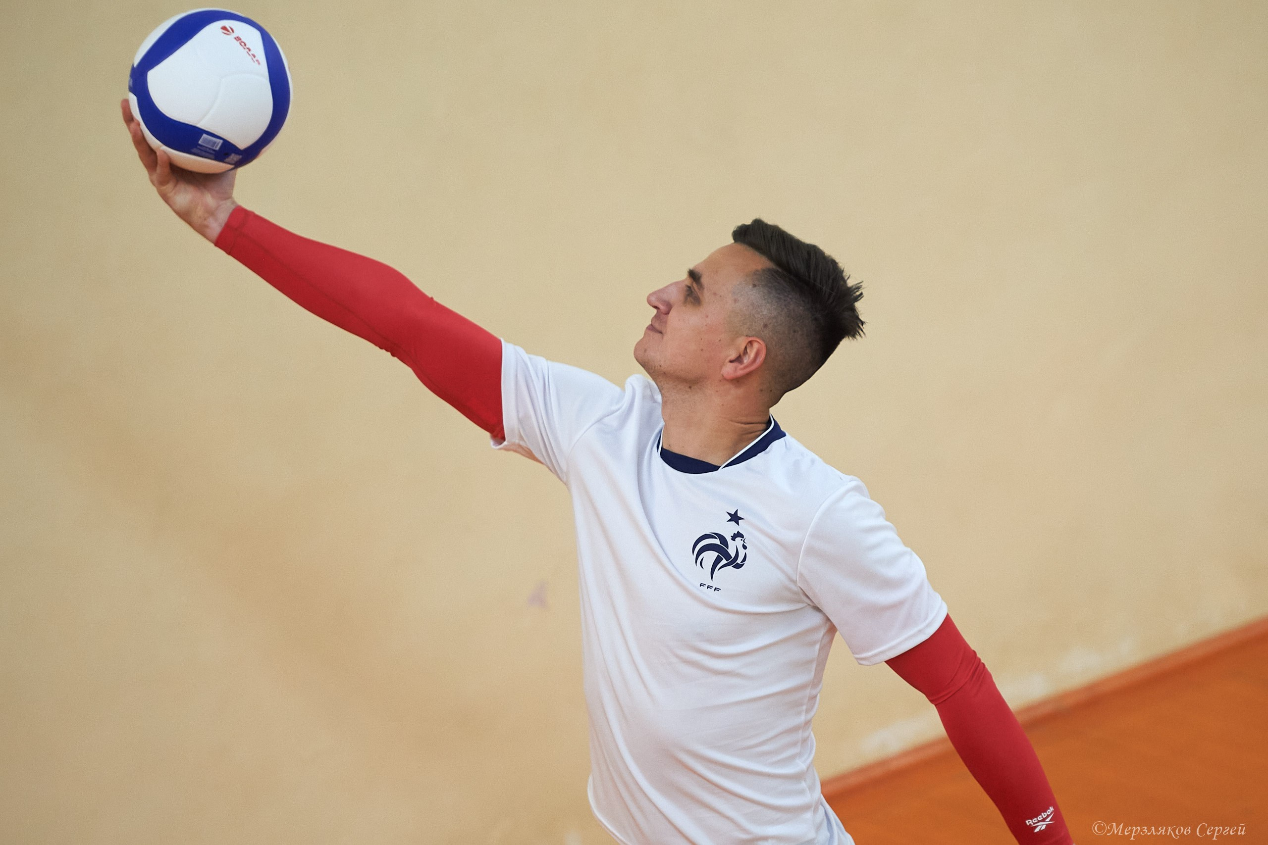 Новогодний турнир по волейболу. Ижевск. 15.12.2023. Спортивный репортажный фотограф в Ижевске Сергей Мерзляков