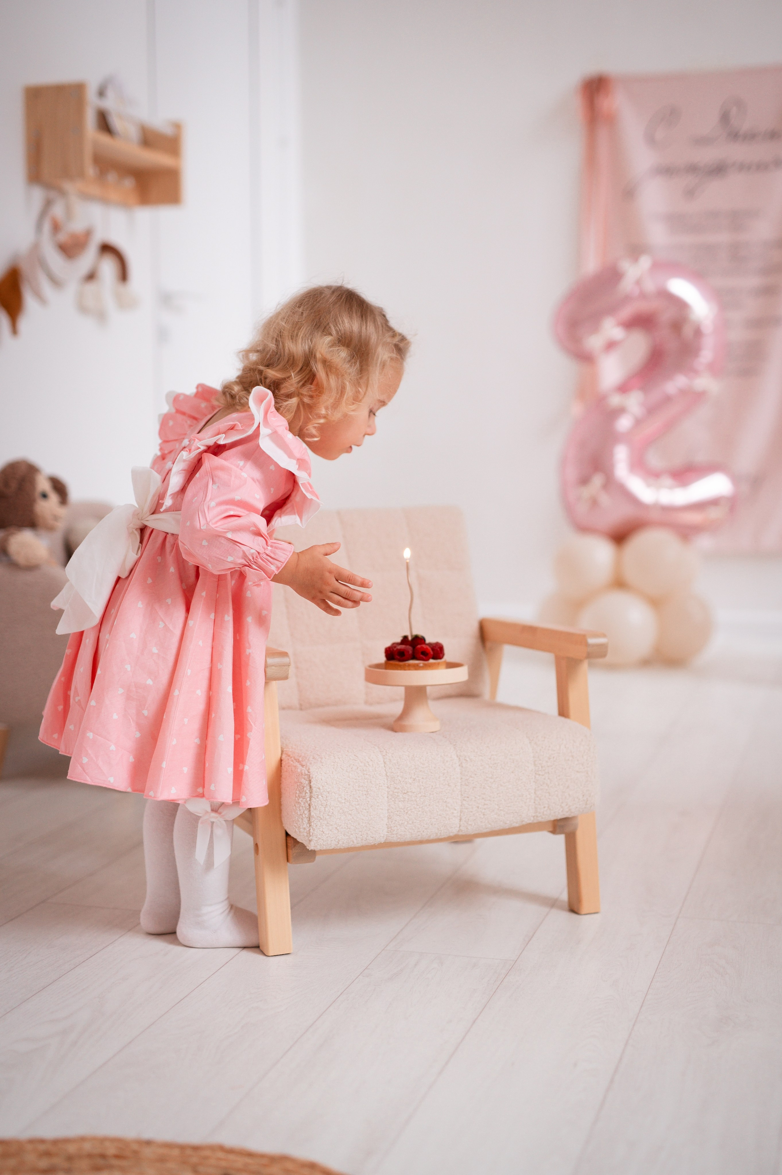 Съемка годика, годовасие, фотосессия в день рождения. НЬЮБОРН ФОТОСЕССИИ, БЕРЕМЕННОСТЬ, ПОРТРЕТНЫЕ СЕМЕЙНЫЕ ФОТОСЕССИИ  Ногинск Москва ОЛЬГА ВОГЕЛЬ