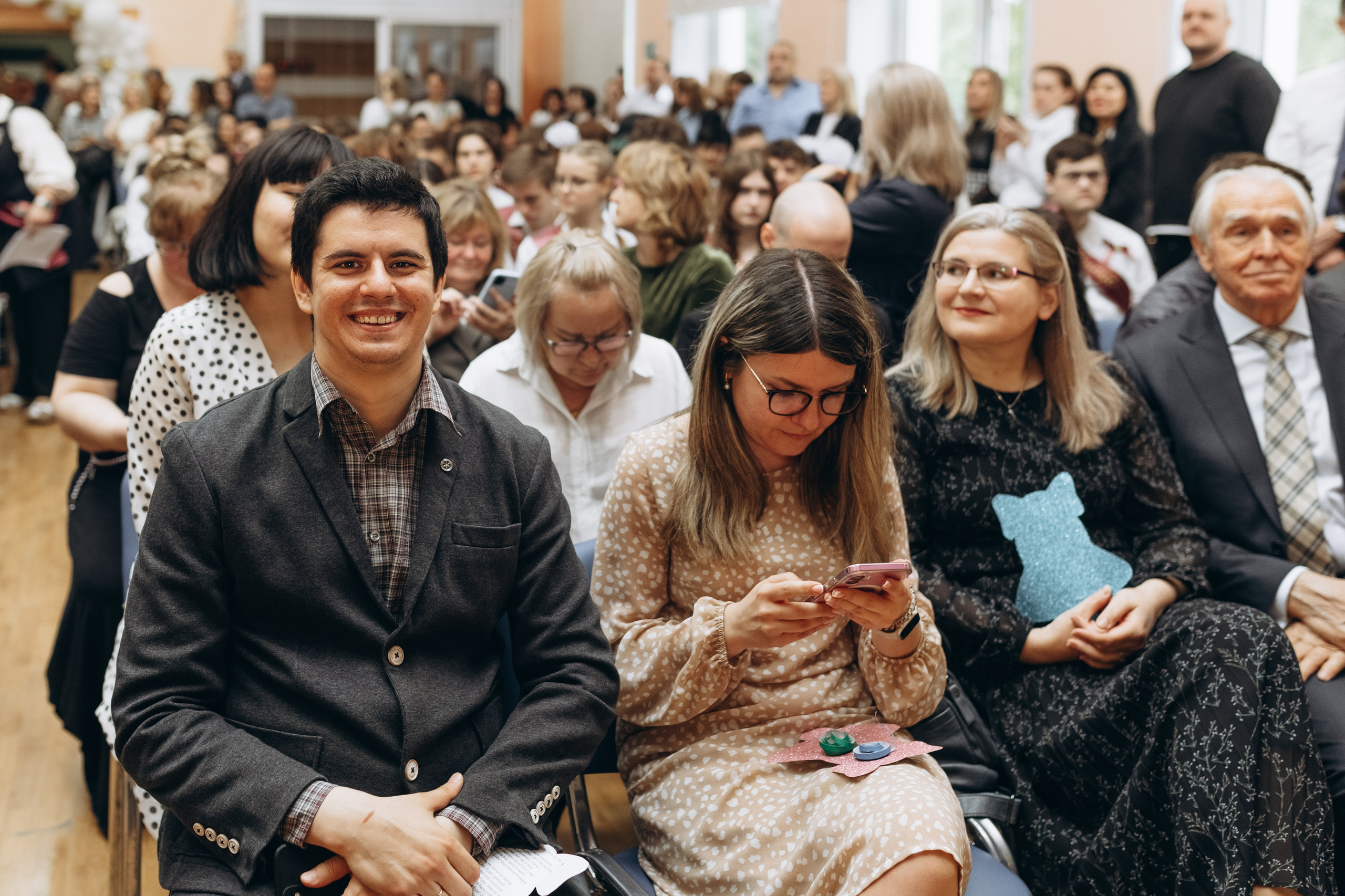 Последний звонок концерт+ фотозона. Фотограф Людмила Оюн