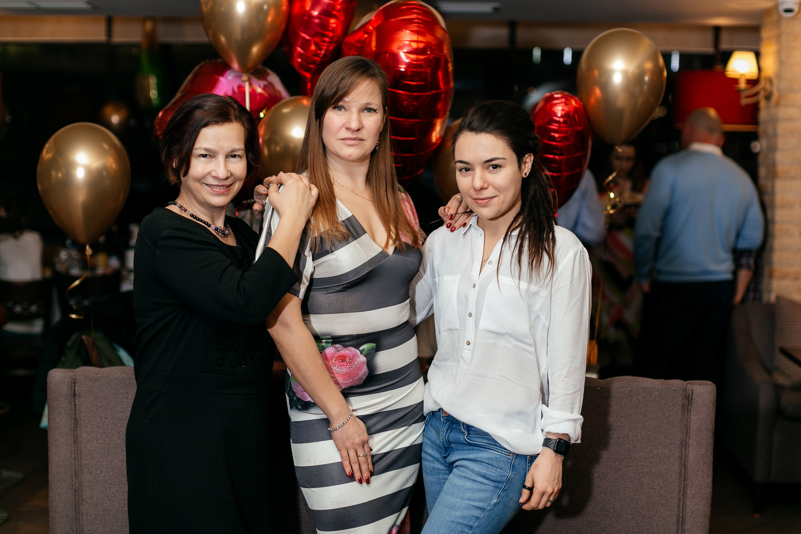 Юбилей в ресторане. Репортажный фотограф Ирина Сухарева