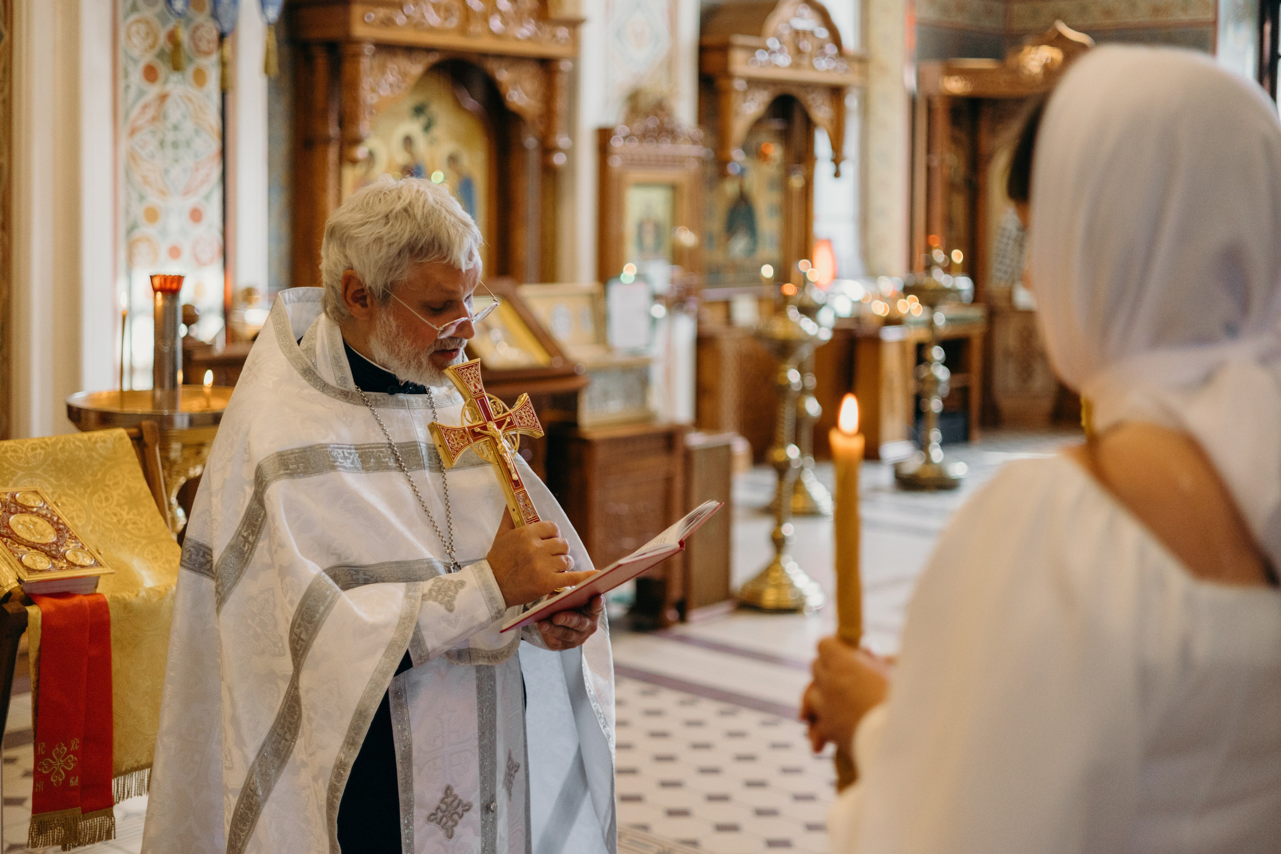 Венчание Храм-Иоанна Предтечи. Фотограф свадебный семейный в Красноярске Шукшина Наталья