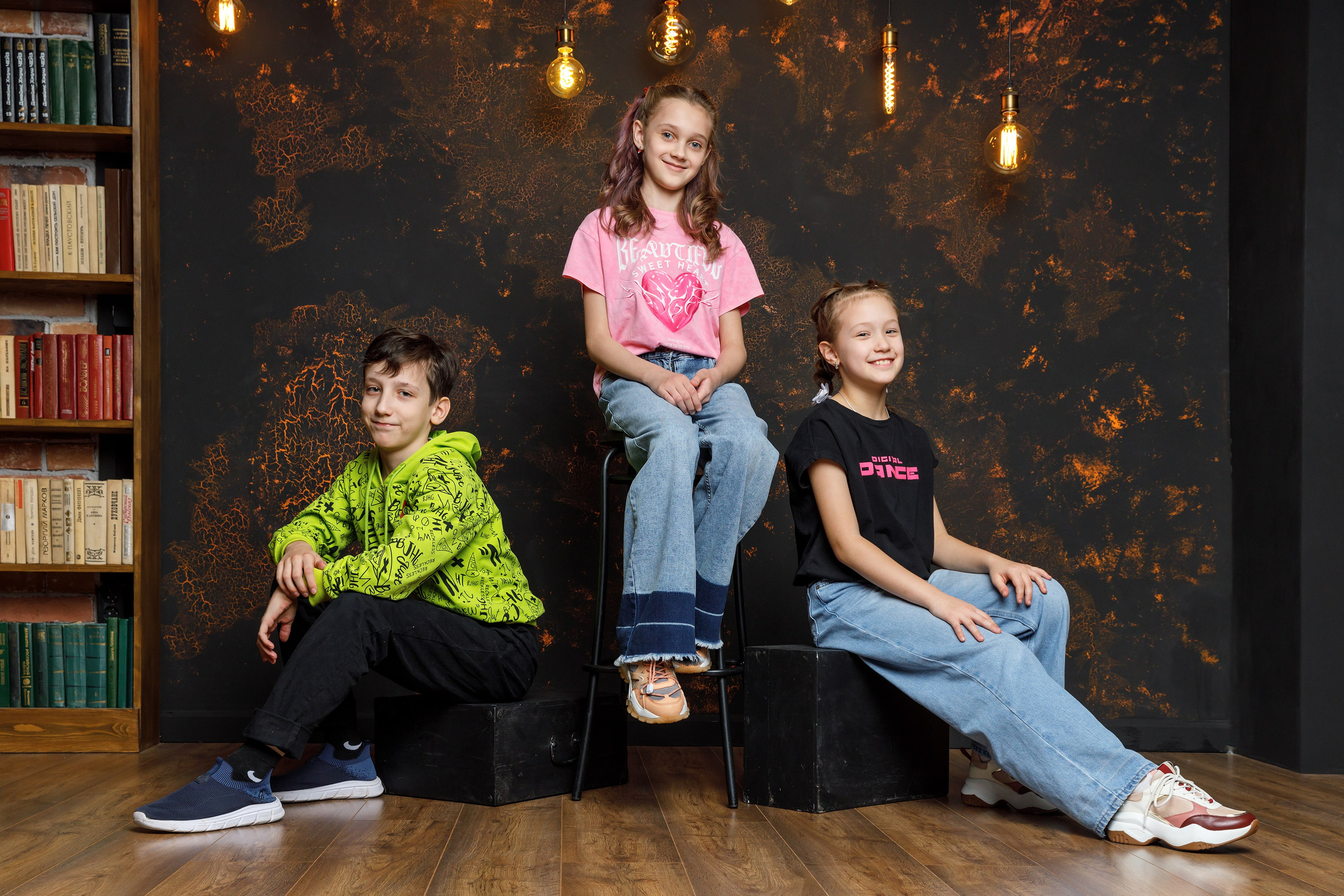 9-11 класс. Фотограф Анна Телекаева, выпускные альбомы, семейные и репортажные съемки в Омске