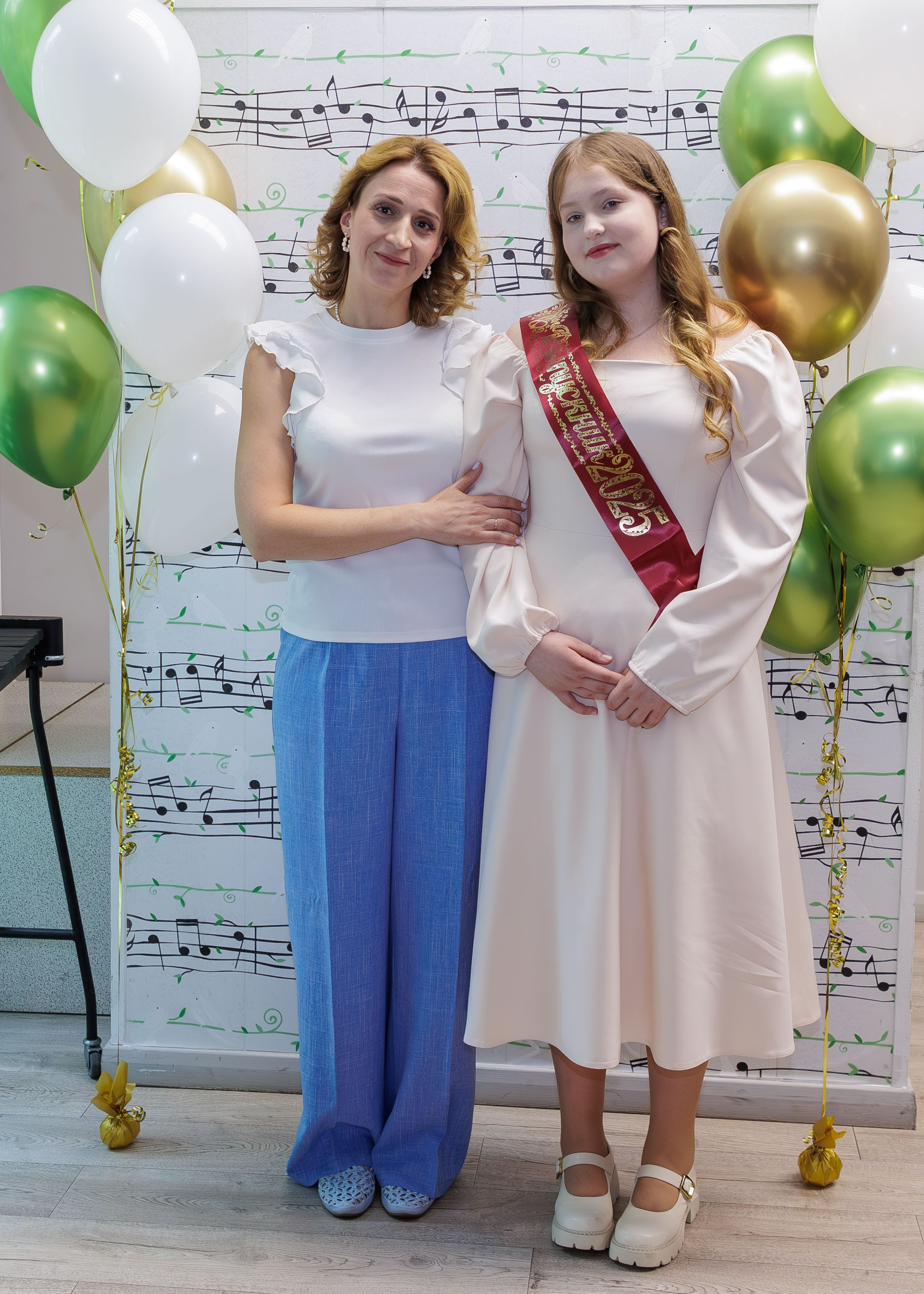 Вручение дипломов в Детской музыкальной школе имени Н. П. Будашкина. Выпускные альбомы и школьный фотограф в Подольске, Троицке, Щербинке, Москве и Московской области