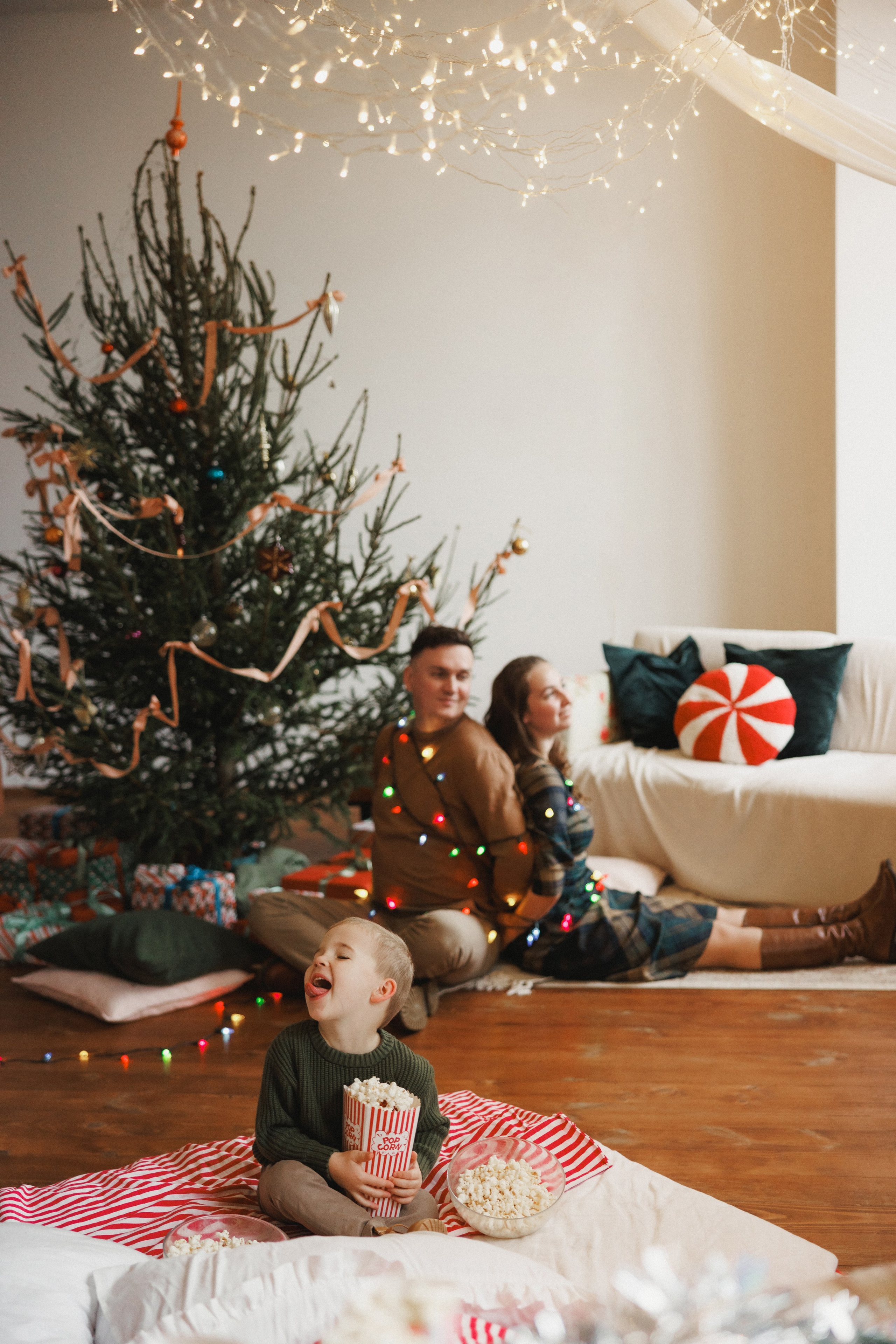 Новогодняя фотосессия в фотостудии «Берлин», город Краснодар. Семейный и детский фотограф в Краснодаре Анна Трашкова