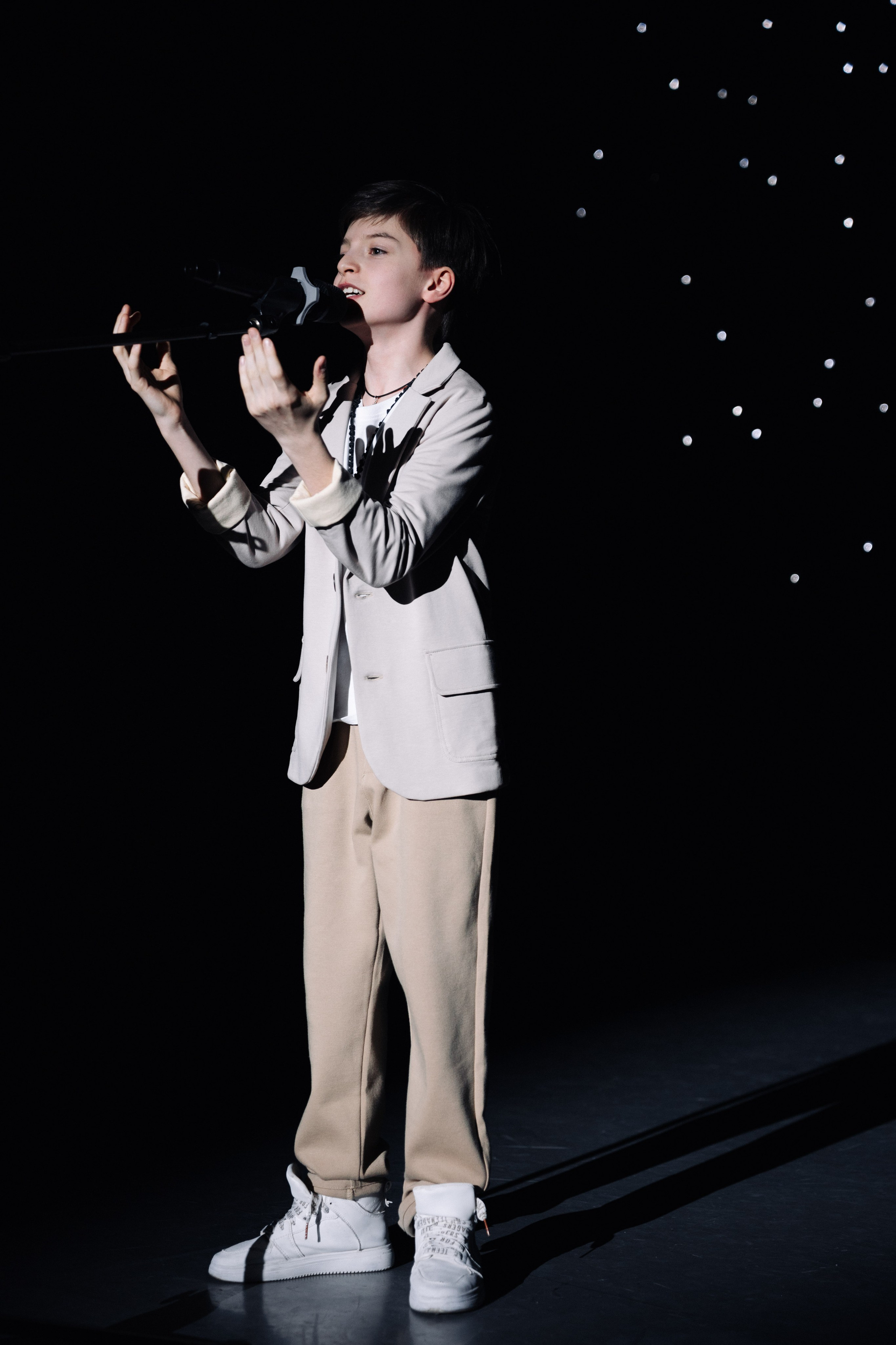 Благотворительный концерт в помощь Артему Сардаряну. Фотограф Артем Севостьянов. Профессиональная фотосъемка в Ногинске, Москве, Московской области и за границей