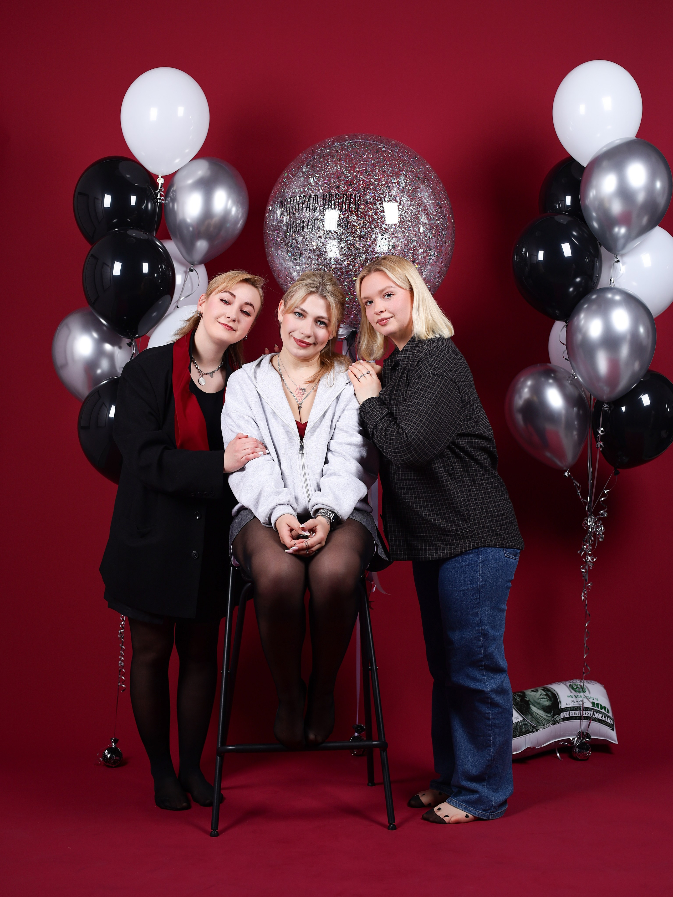 Открытие «фотограф уволен». Фотостудия без фотографа Чехов. Первая студия автопортрета в Чехове