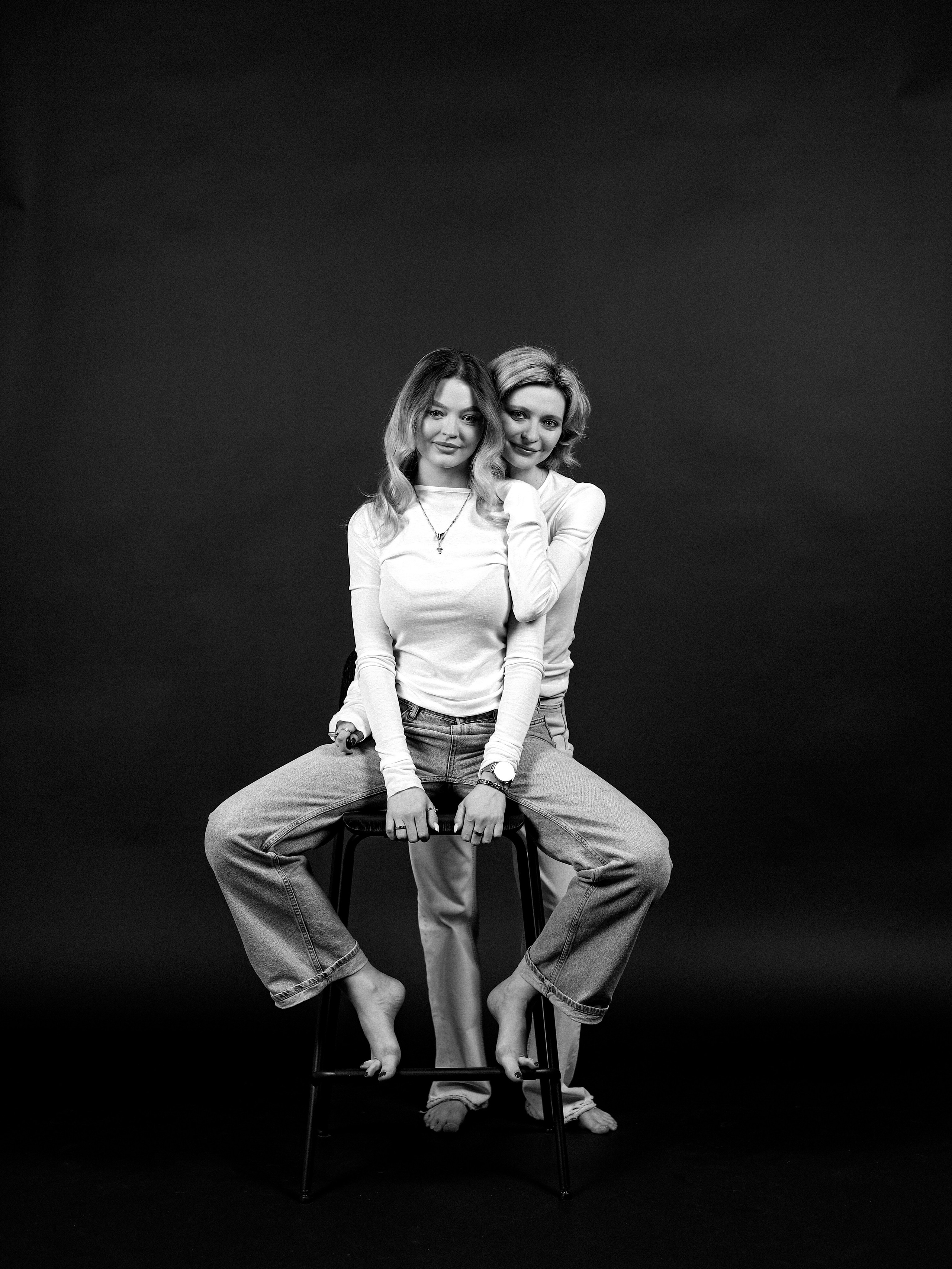 Дарья и Анна. Фотостудия без фотографа Чехов. Первая студия автопортрета в Чехове