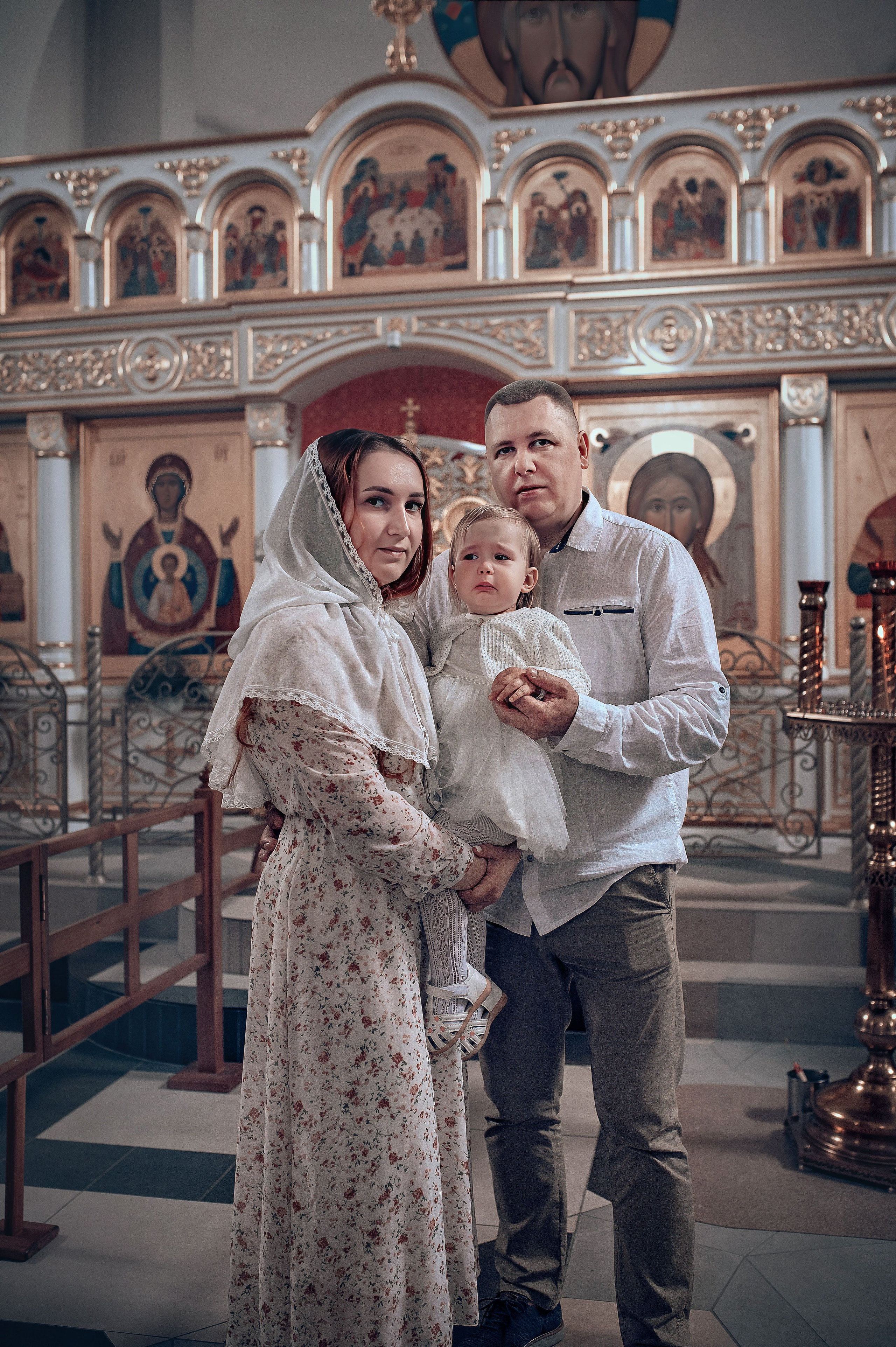 Крещение Мирославы в храме Феодора Тирона. Фотографы крещения/венчания  Красноярск Татьяна и Вячеслав Переваловы