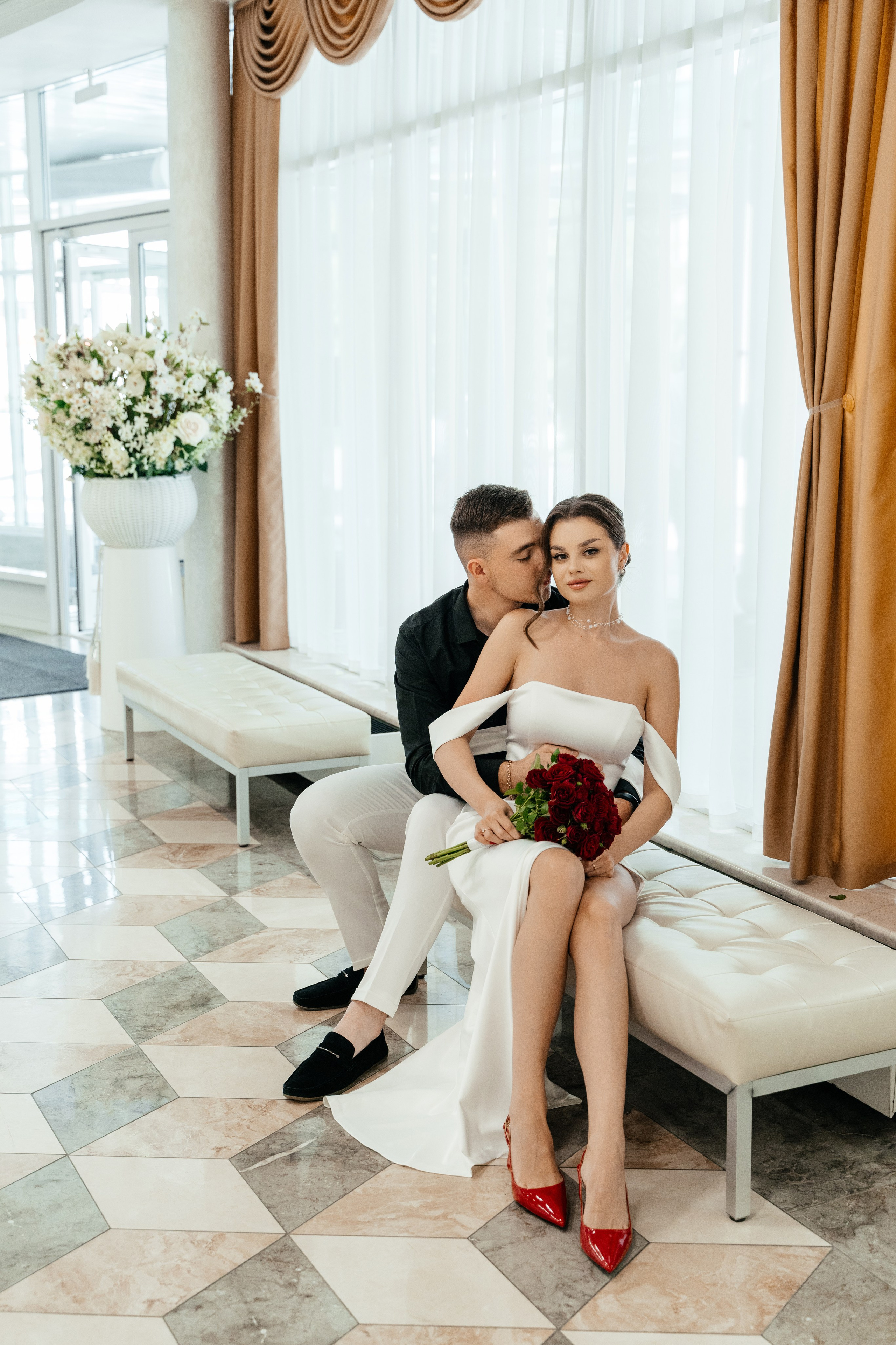 К | В. Свадебный и семейный фотограф в Новосибирске Светлана Варутина