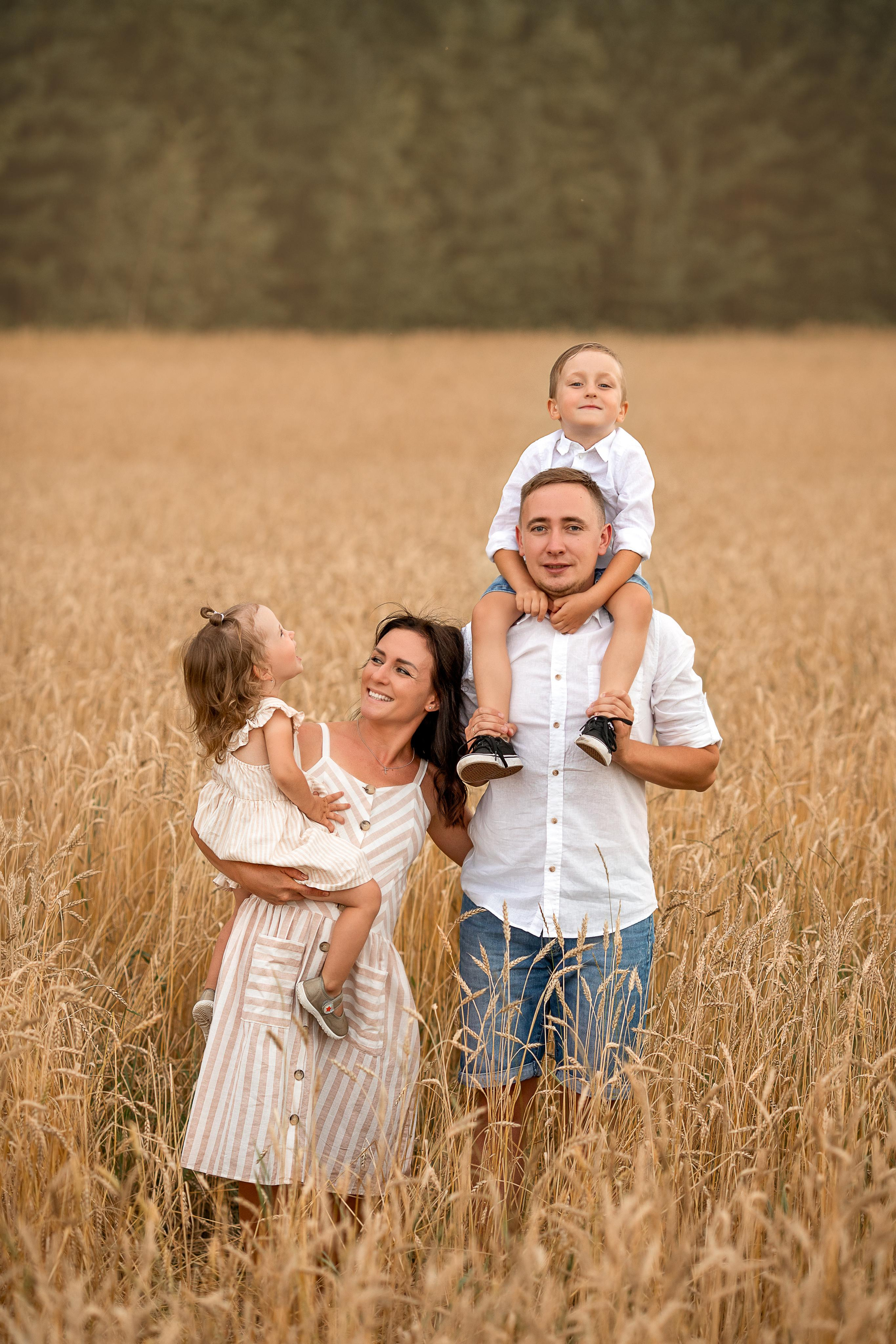 Золото полей. Детский и семейный фотограф в Красноярске Елена Коровкина