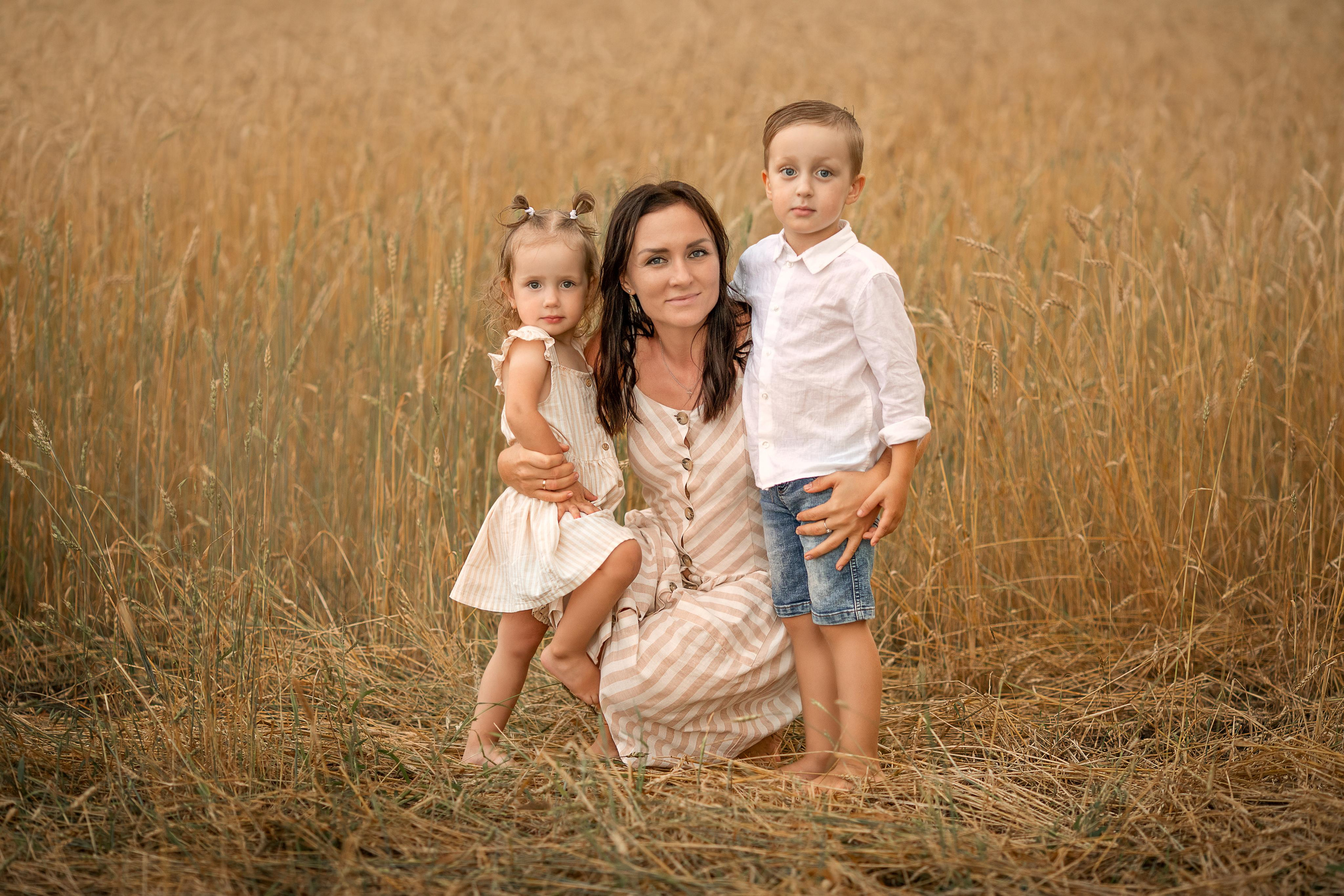 Золото полей. Детский и семейный фотограф в Красноярске Елена Коровкина